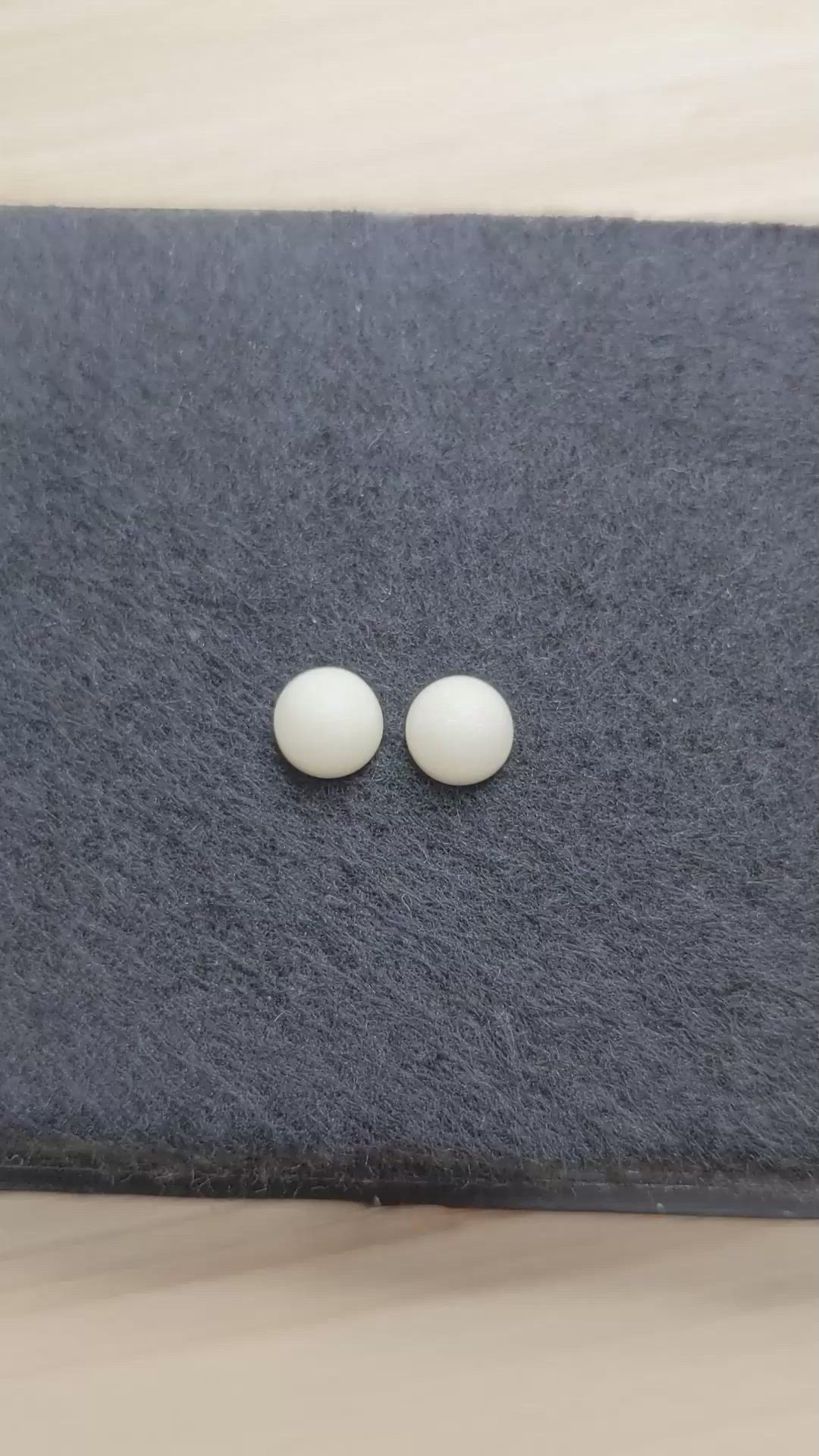 3.37&nbsp;Ct.Tw.Total Carat Weight Salmon and White Cabochon Coral Pair from Italy Size Video