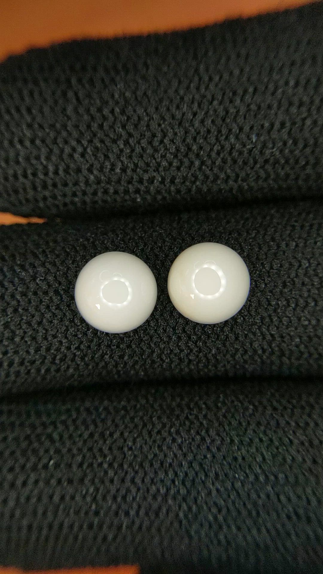 3.52&nbsp;Ct.Tw.Total Carat Weight Salmon and White Cabochon Coral Pair from Italy Size Video