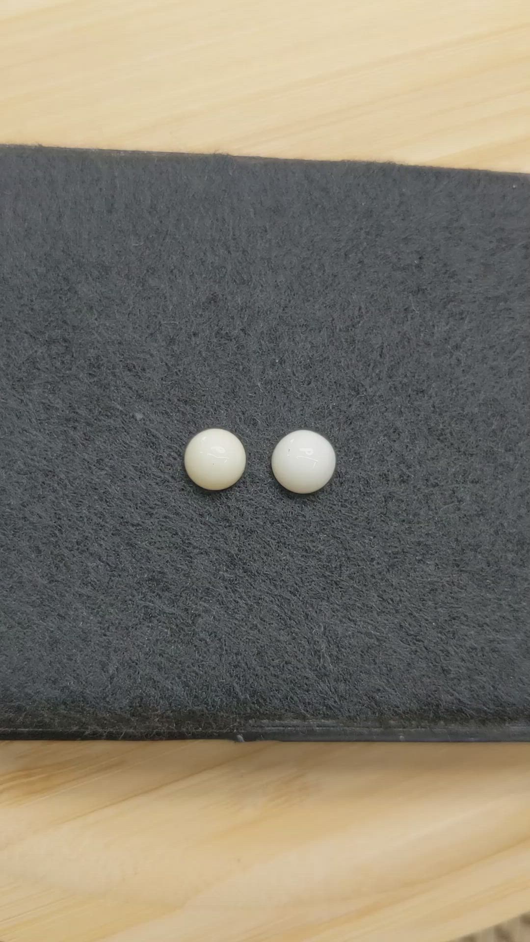 3.53&nbsp;Ct.Tw.Total Carat Weight Salmon and White Cabochon Coral Pair from Italy Size Video