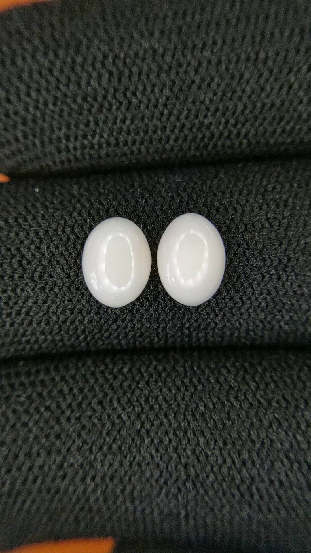1.60&nbsp;Ct.Tw.Total Carat Weight Salmon and White Cabochon Coral Pair from Italy Size Video