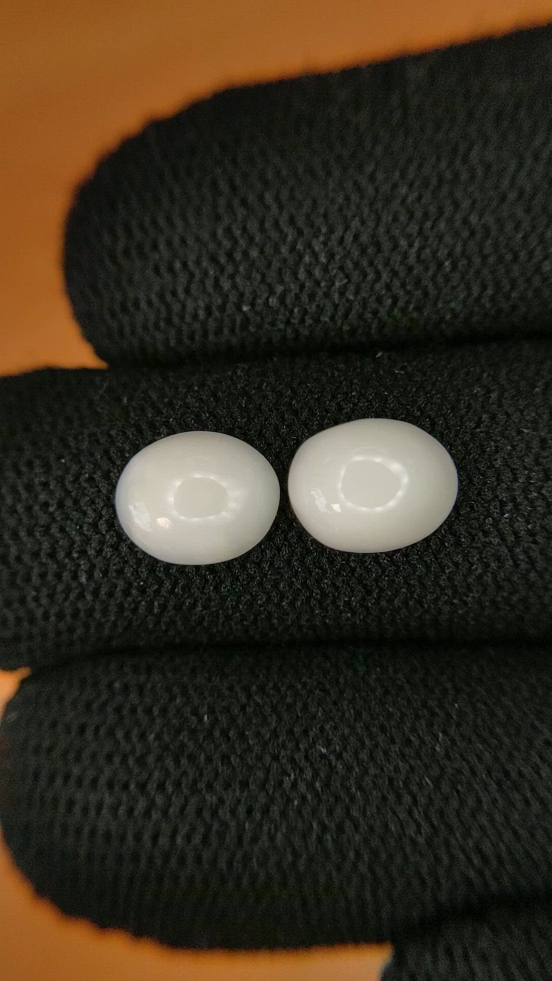 3.10&nbsp;Ct.Tw.Total Carat Weight Salmon and White Cabochon Coral Pair from Italy Size Video