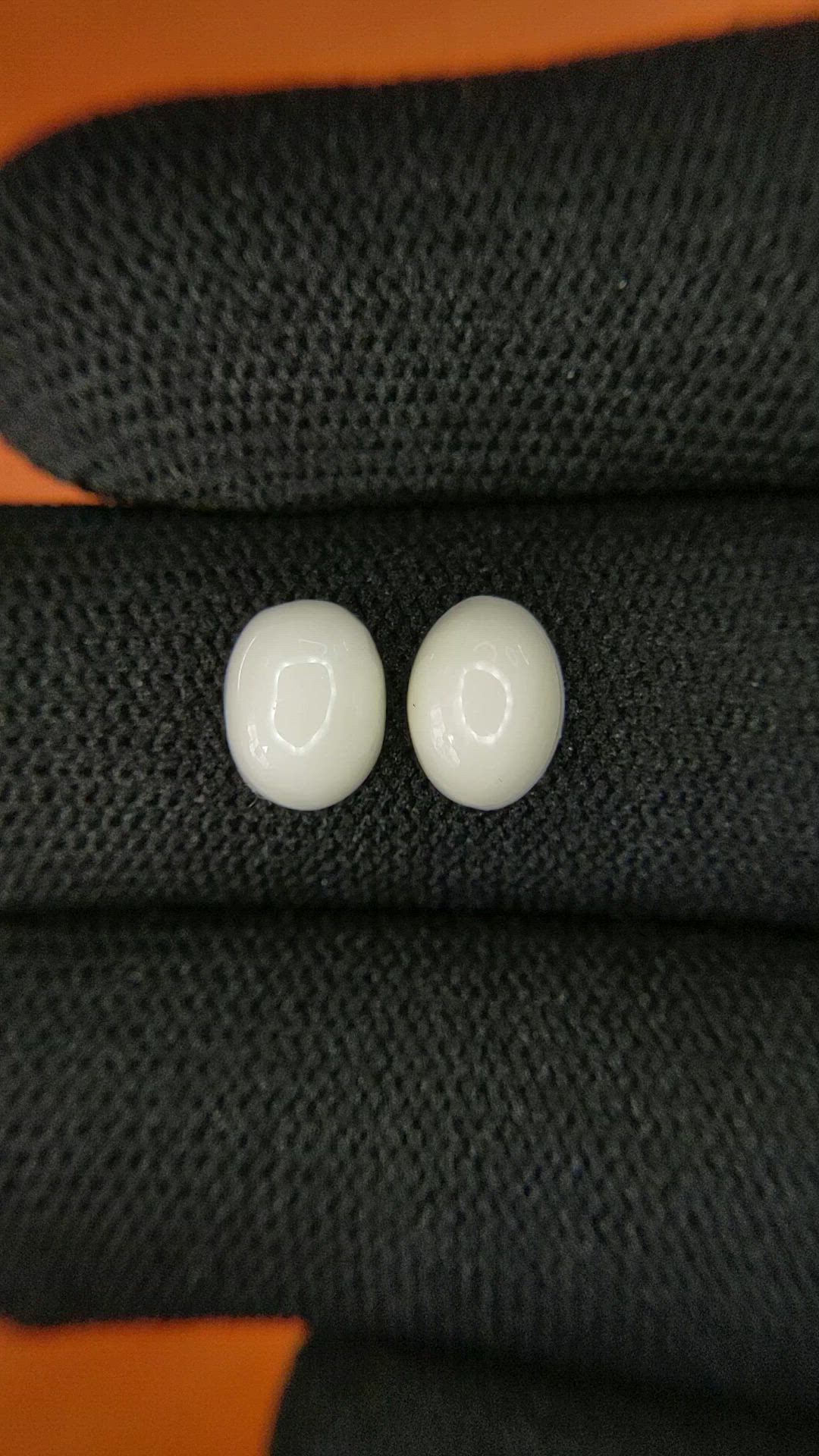2.84&nbsp;Ct.Tw.Total Carat Weight Salmon and White Cabochon Coral Pair from Italy Size Video