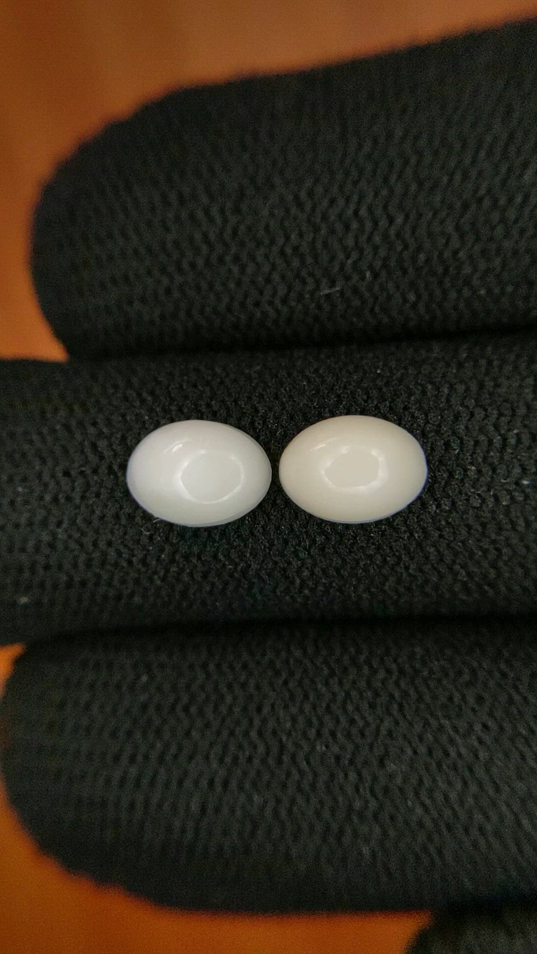 2.37&nbsp;Ct.Tw.Total Carat Weight Salmon and White Cabochon Coral Pair from Italy Size Video