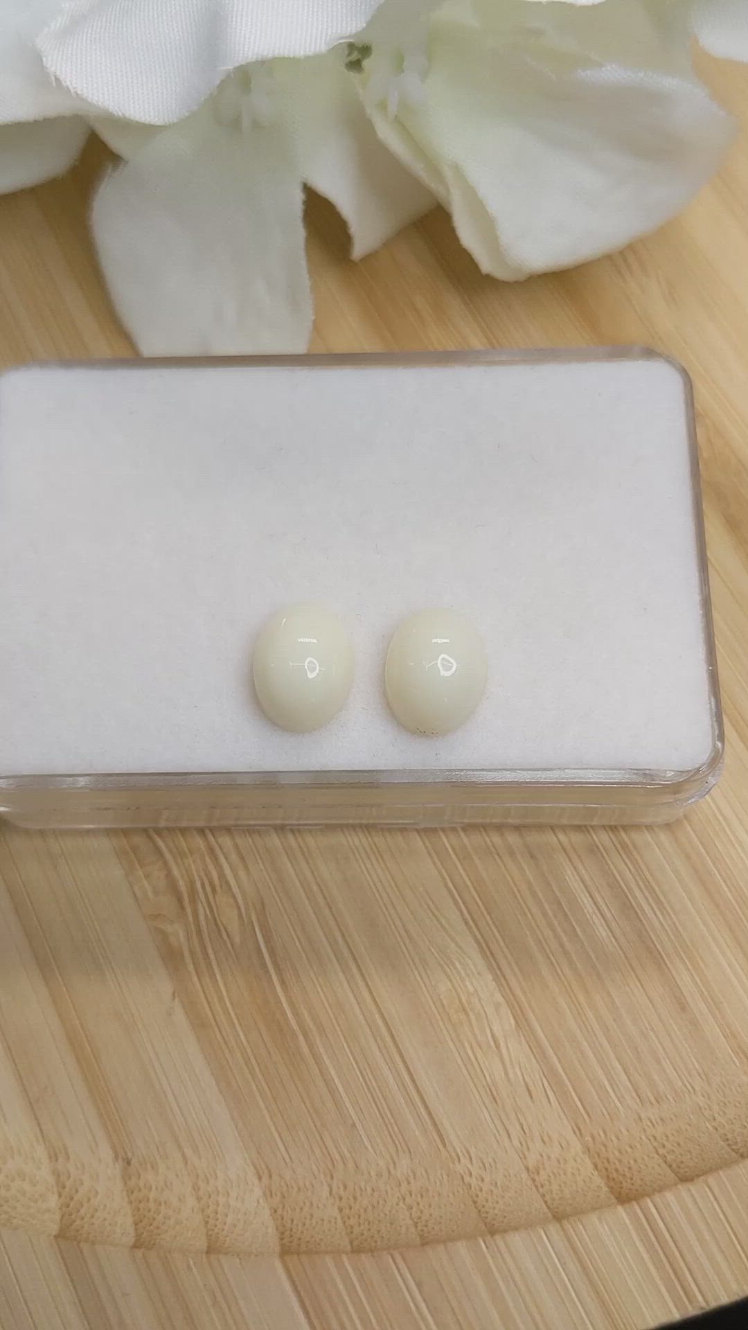 4.08 Ct.Tw.Total Carat Weight Salmon and White Cabochon Coral Pair from Italy Size Video