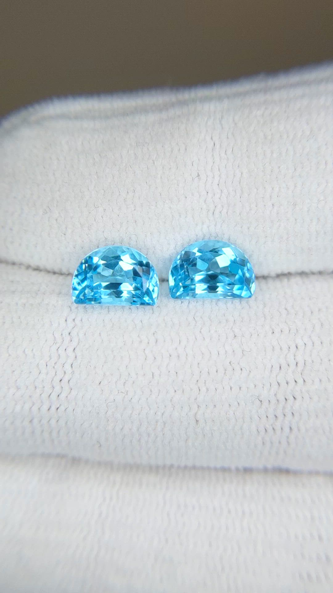 2.71&nbsp;Ct.Tw.Total Carat Weight Swiss Blue Topaz Pair from Brazil Size Video
