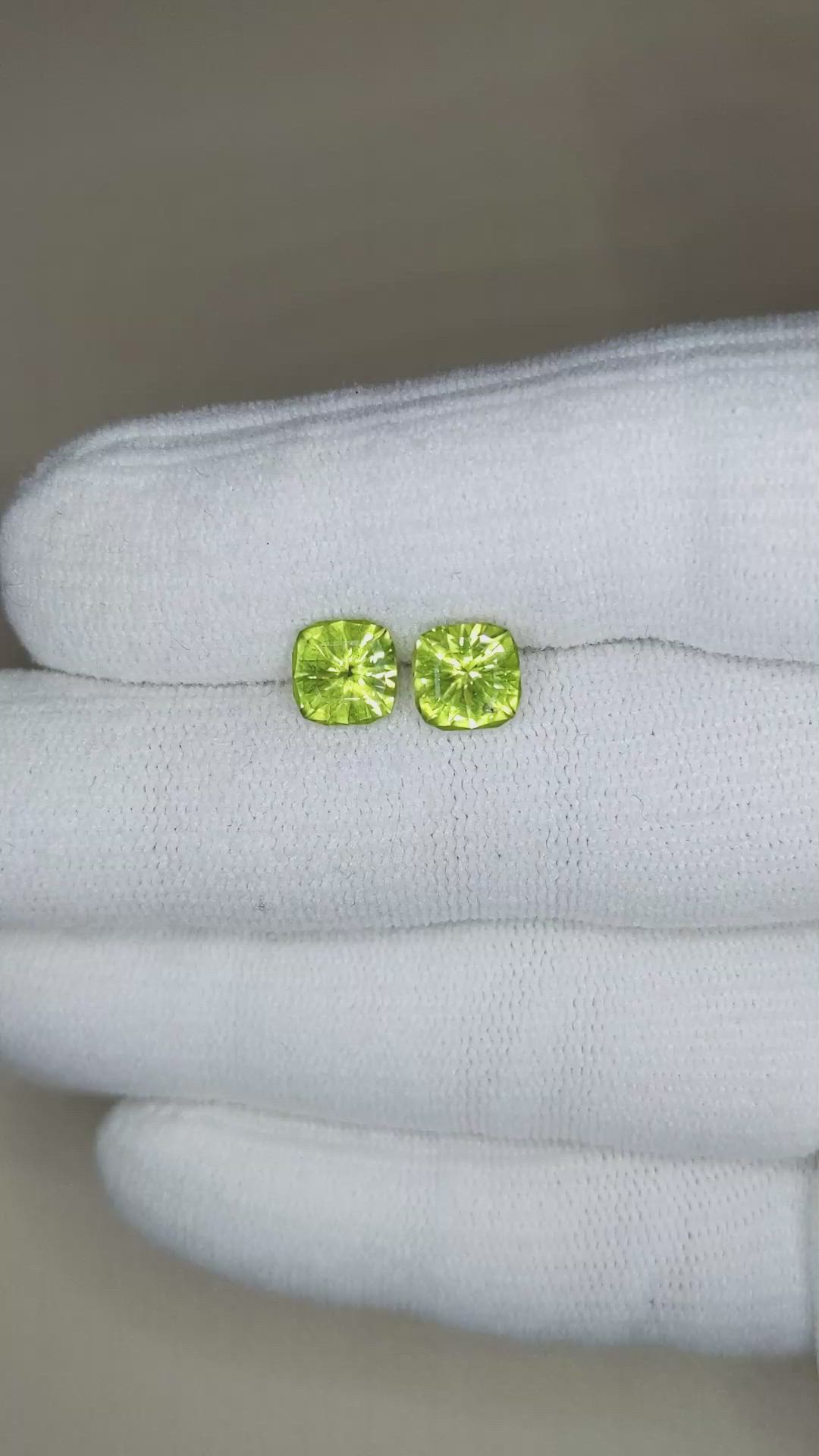 2.87&nbsp;Ct.Tw.Total Carat Weight Yellowish Green Peridot Pair from Burma (Myanmar) Size Video
