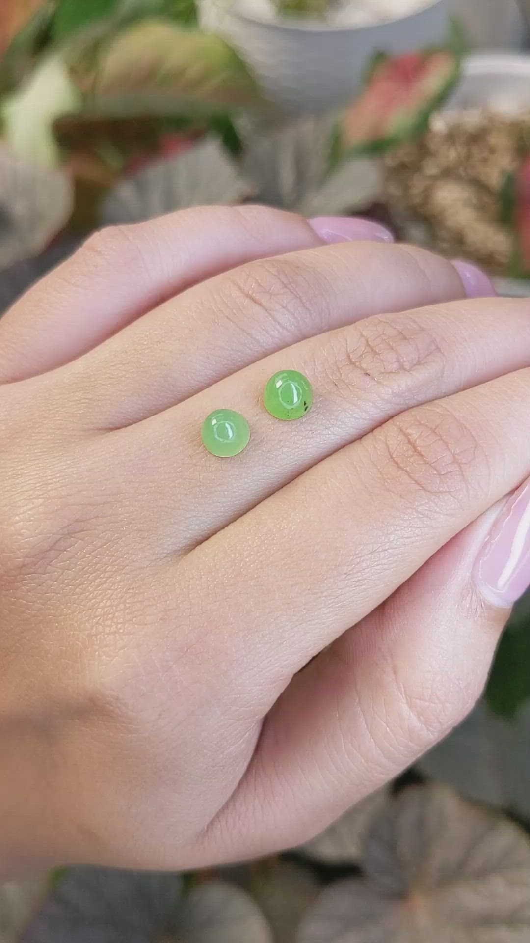 2.67&nbsp;Ct.Tw.Total Carat Weight Yellowish Green Cabochon Jade Pair from Burma (Myanmar) Size Video