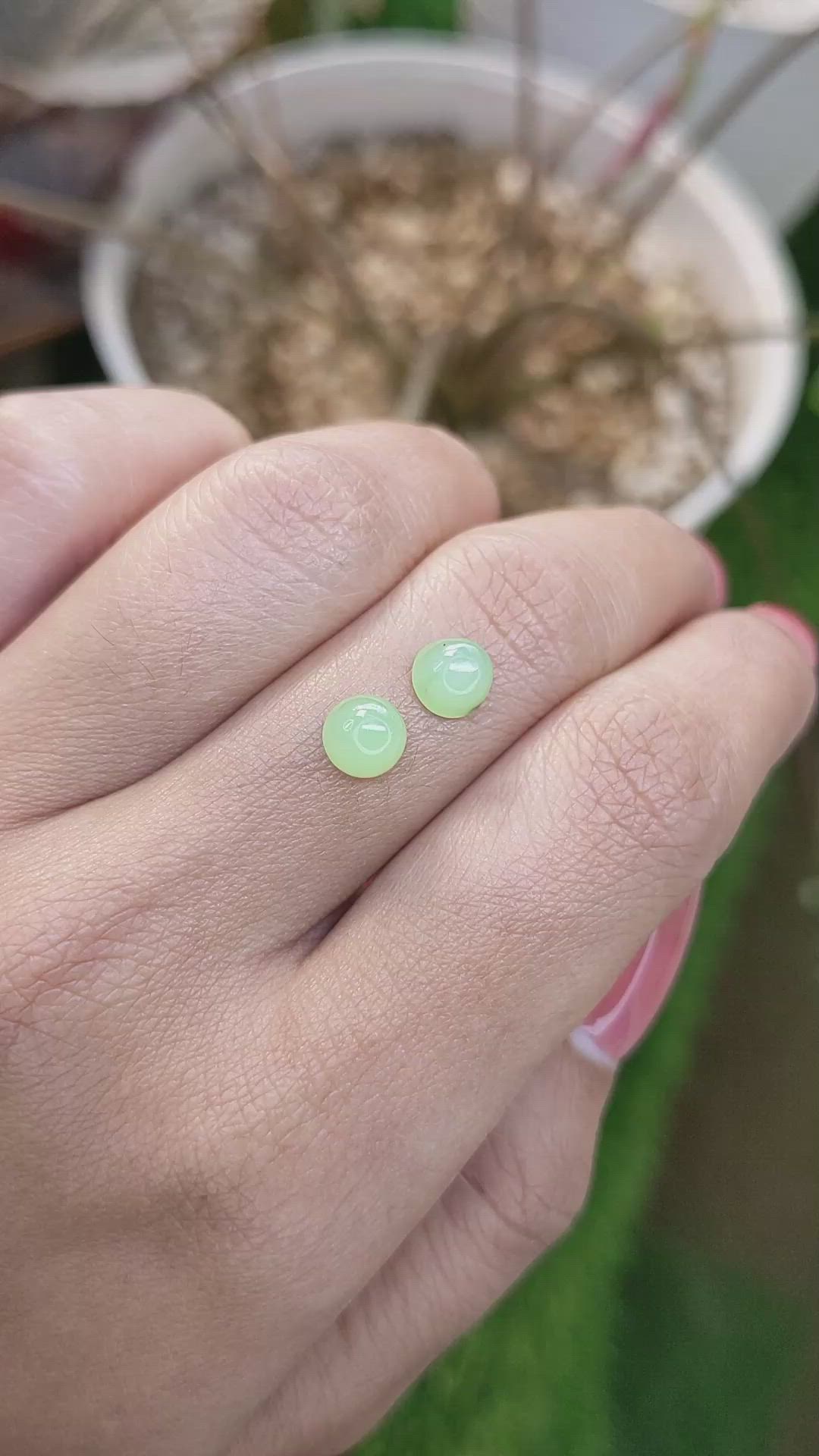 2.66&nbsp;Ct.Tw.Total Carat Weight Green Cabochon Jade Pair from Burma (Myanmar) Size Video