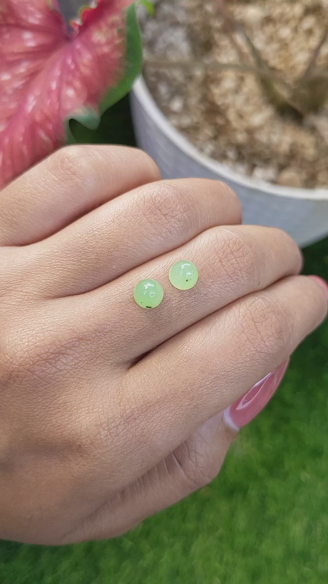 2.68&nbsp;Ct.Tw.Total Carat Weight Green Cabochon Jade Pair from Burma (Myanmar) Size Video