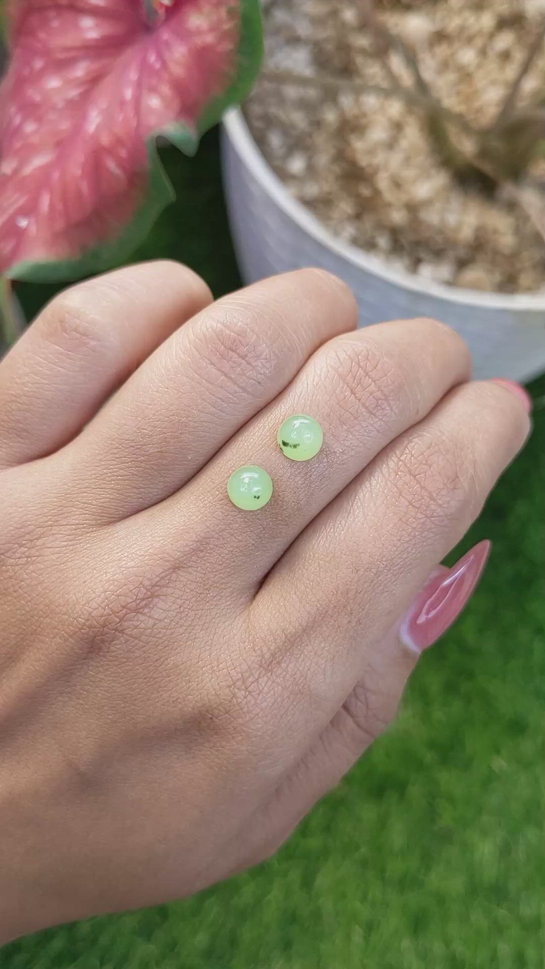 2.71&nbsp;Ct.Tw.Total Carat Weight Green Cabochon Jade Pair from Burma (Myanmar) Size Video