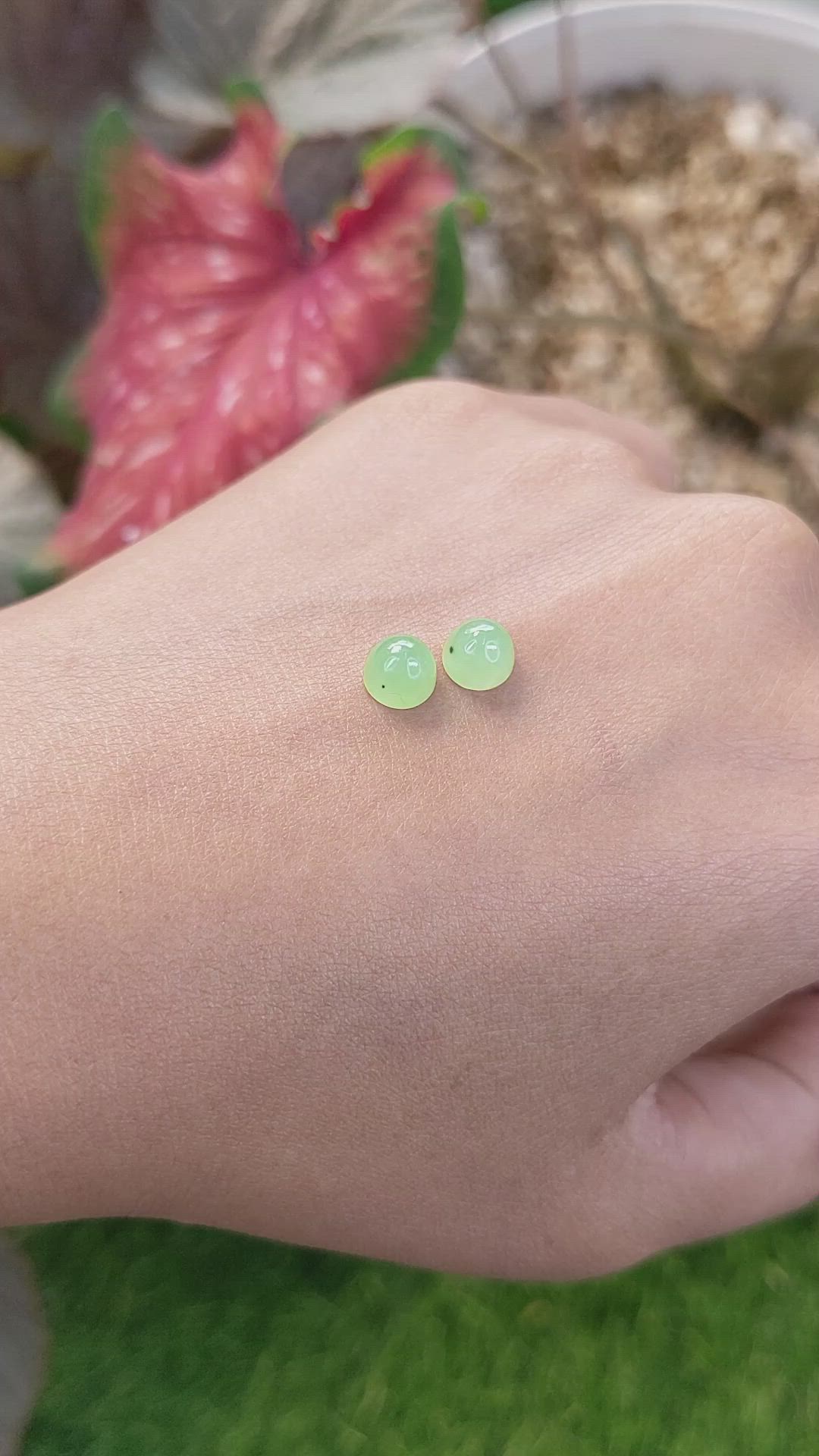 2.73&nbsp;Ct.Tw.Total Carat Weight Yellowish Green Cabochon Jade Pair from Burma (Myanmar) Size Video