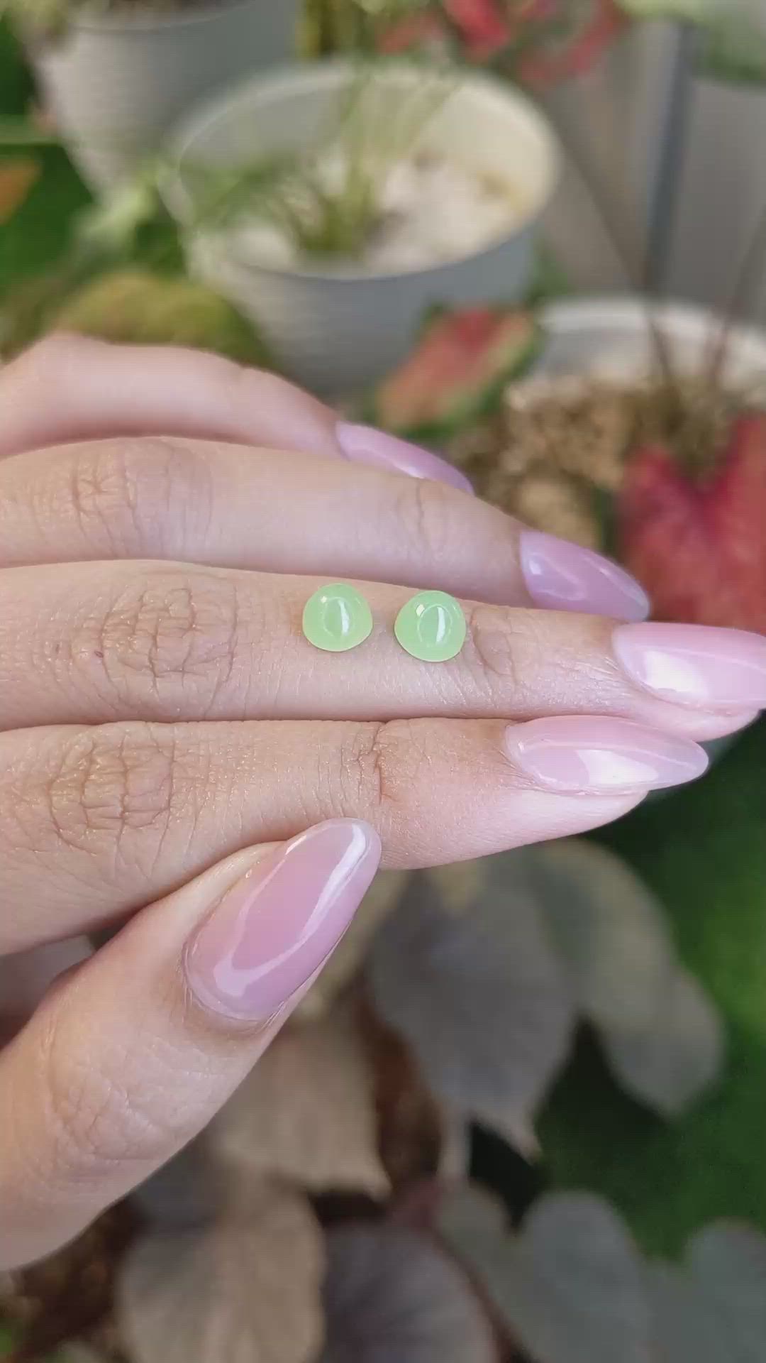 2.65&nbsp;Ct.Tw.Total Carat Weight Yellowish Green Cabochon Jade Pair from Burma (Myanmar) Size Video