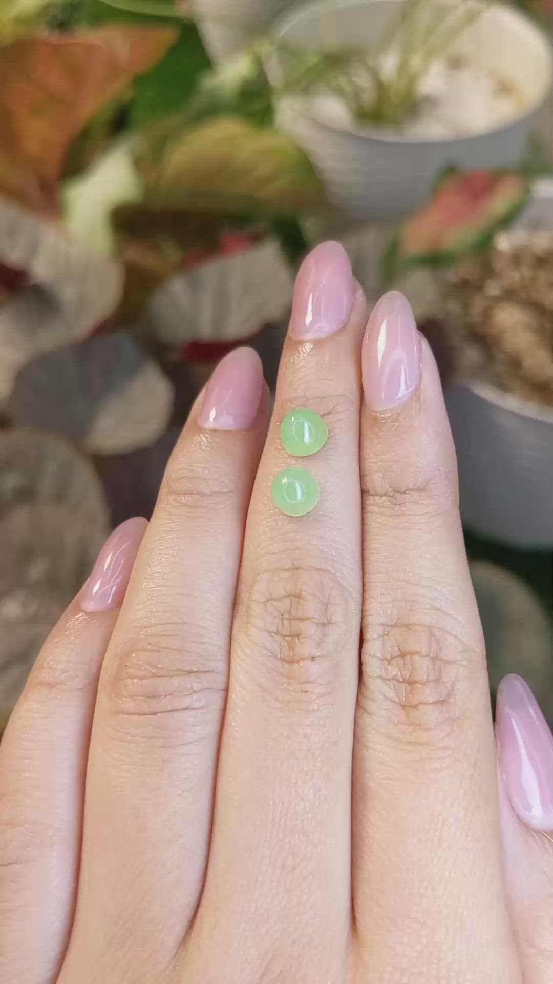 2.79&nbsp;Ct.Tw.Total Carat Weight Green Cabochon Jade Pair from Burma (Myanmar) Size Video
