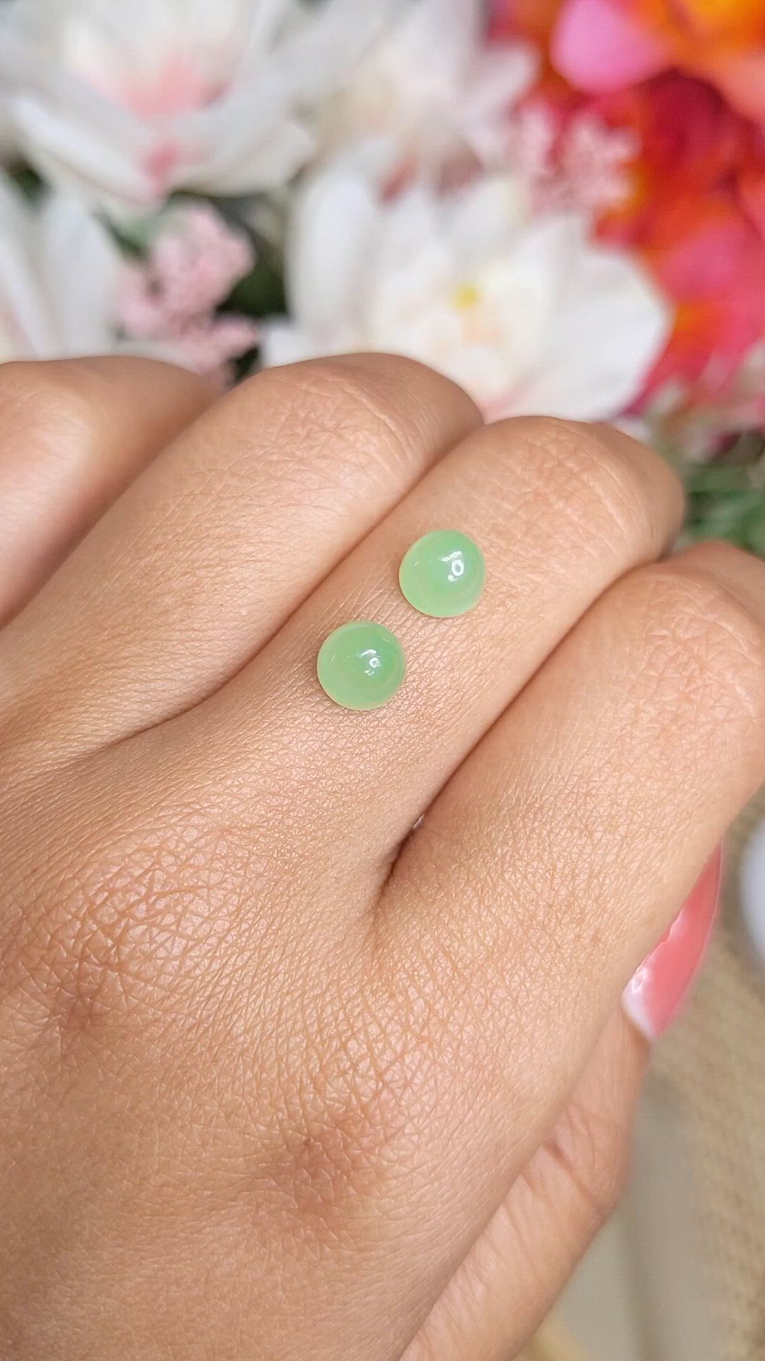 2.75&nbsp;Ct.Tw.Total Carat Weight Green Cabochon Jade Pair from Burma (Myanmar) Size Video