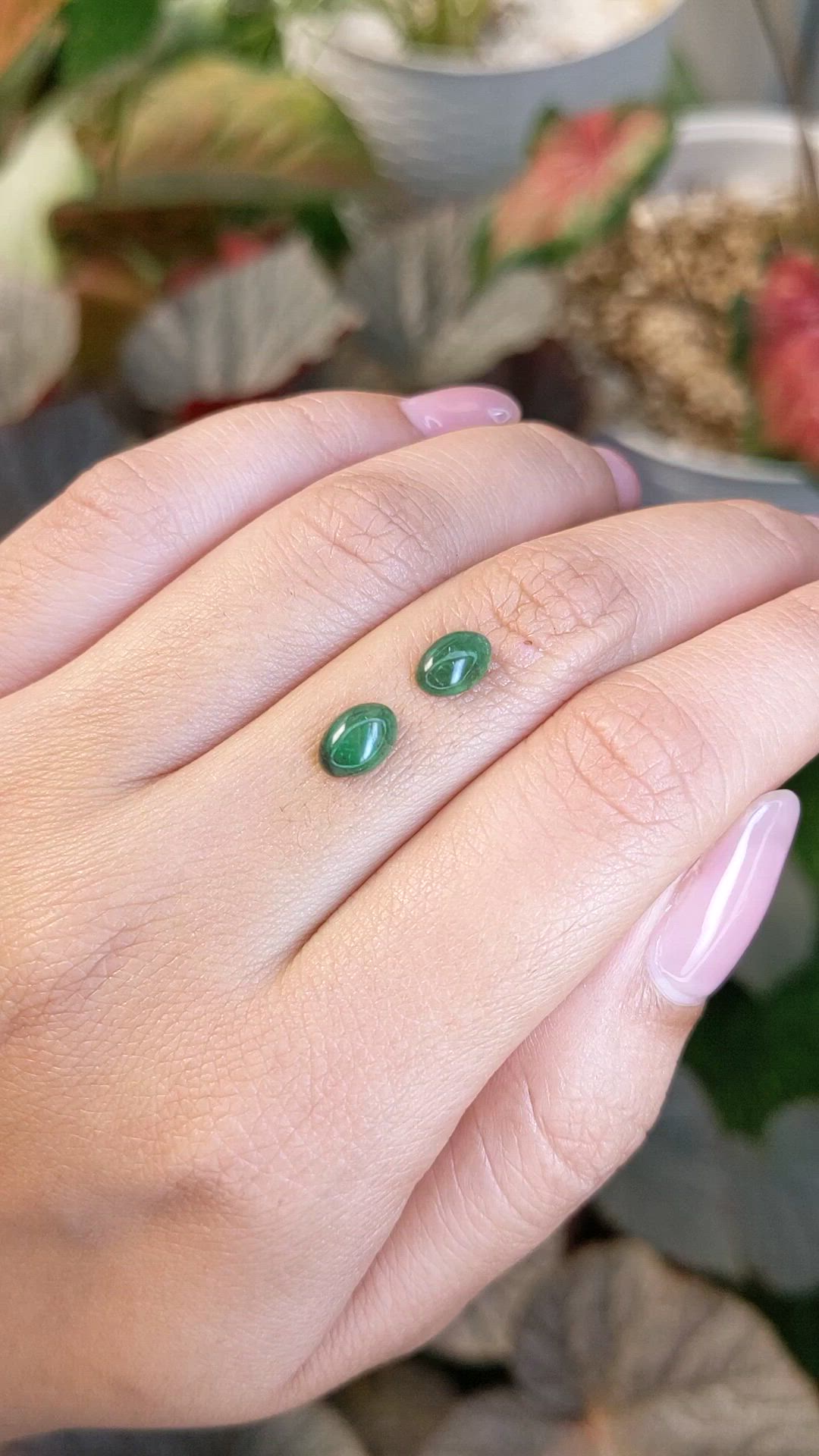 1.41&nbsp;Ct.Tw.Total Carat Weight Green Cabochon Jade Pair from Burma (Myanmar) Size Video