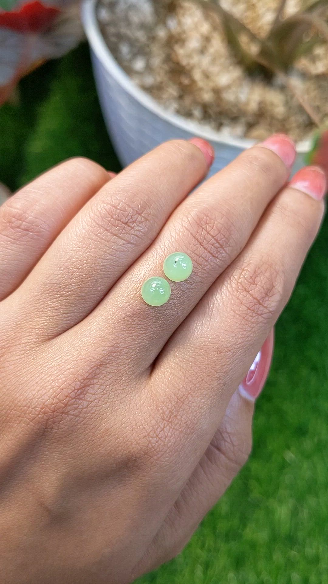 2.66&nbsp;Ct.Tw.Total Carat Weight Green Cabochon Jade Pair from Burma (Myanmar) Size Video