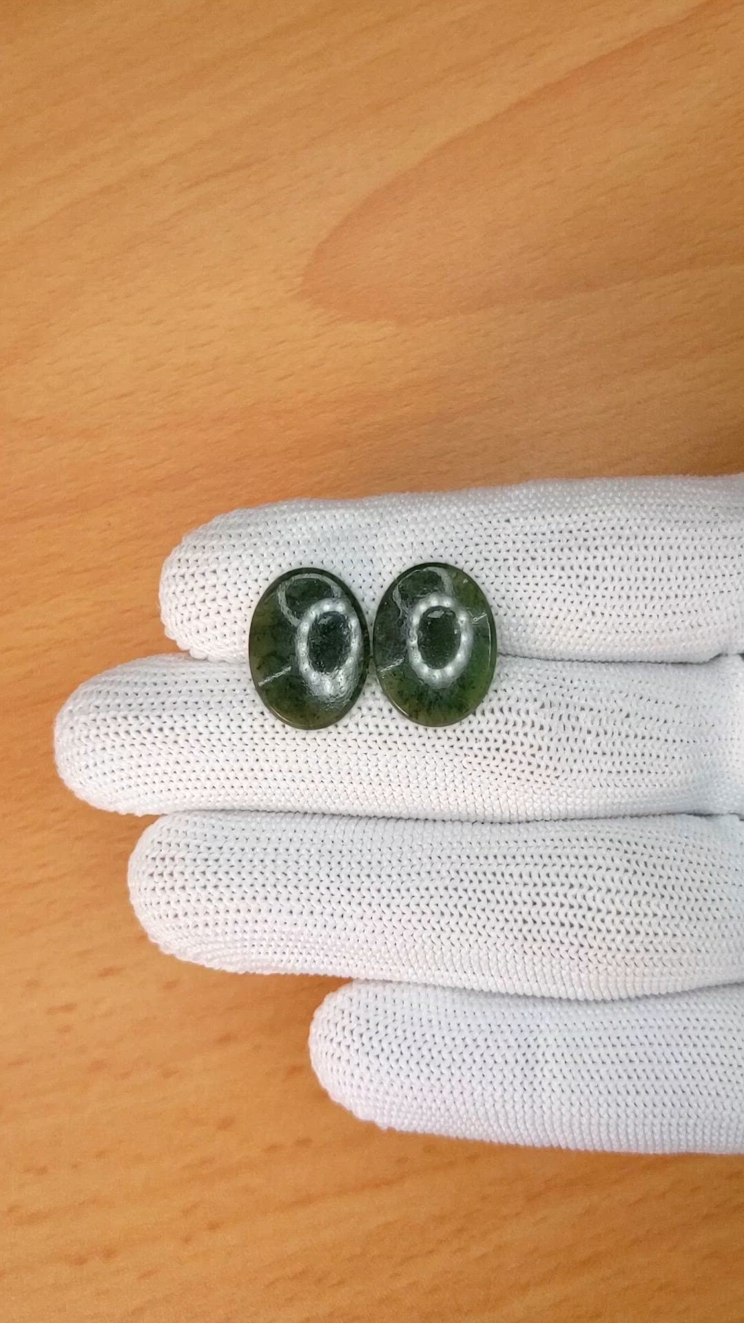 11.10&nbsp;Ct.Tw.Total Carat Weight Green Jade Pair from Burma (Myanmar) Size Video