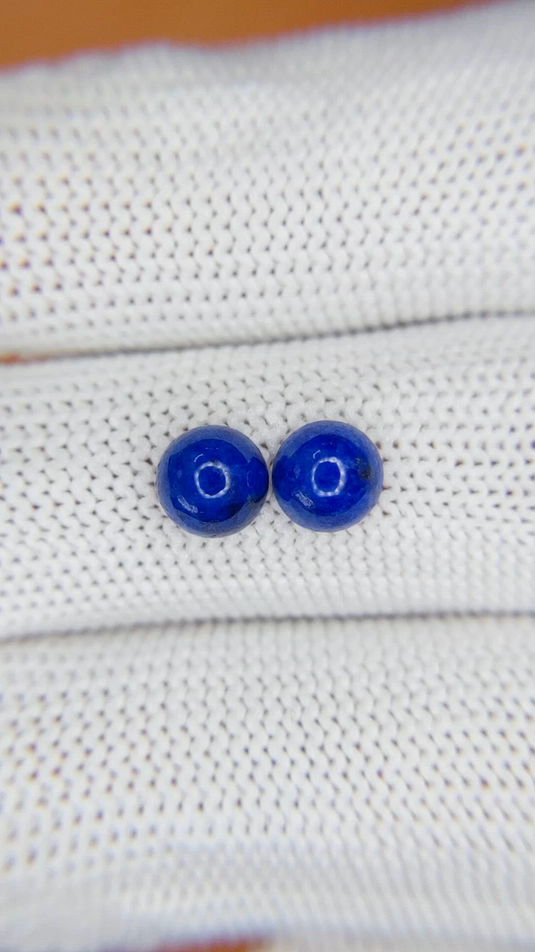 1.95&nbsp;Ct.Tw.Total Carat Weight Cabochon Lapis Pair from Afghanistan Size Video