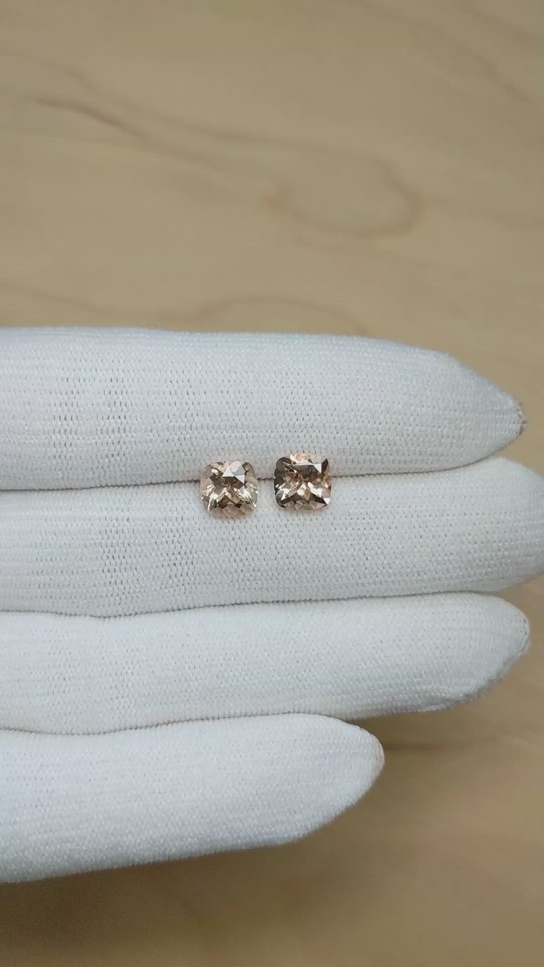 2.81&nbsp;Ct.Tw.Total Carat Weight Peach Morganite Pair Size Video