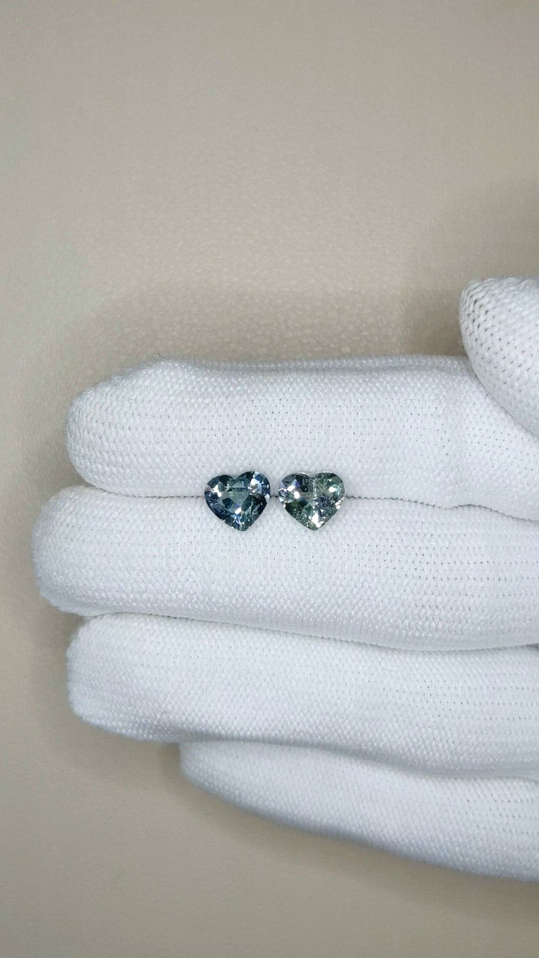 2.66&nbsp;Ct.Tw.Total Carat Weight Bi Color (Peacock) Tanzanite Pair from Tanzania Size Video