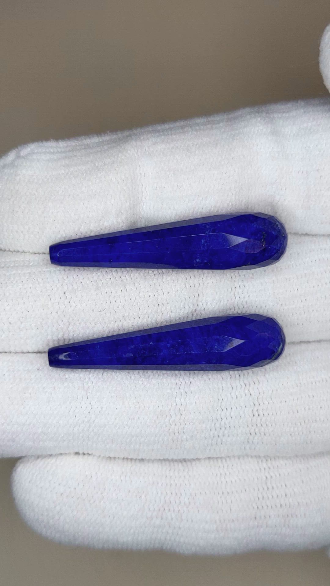 31.31&nbsp;Ct.Tw.Total Carat Weight Lapis Pair from Afghanistan Size Video