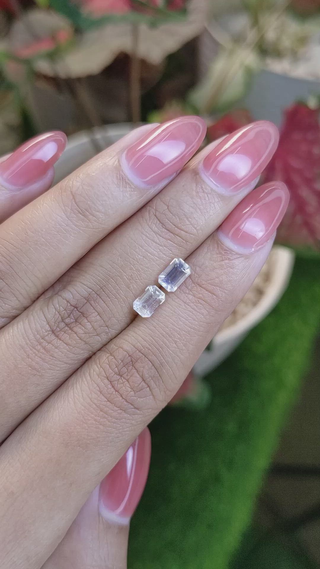 1.12 Ct.Tw.Total Carat Weight Rainbow Moonstone Pair from Ceylon (Sri Lanka) Size Video