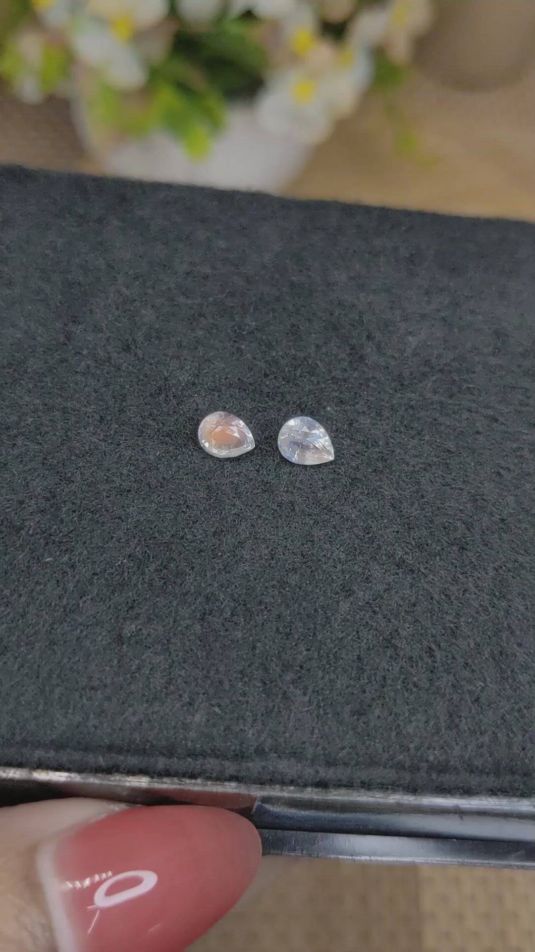 0.94&nbsp;Ct.Tw.Total Carat Weight Rainbow Moonstone Pair from Ceylon (Sri Lanka) Size Video