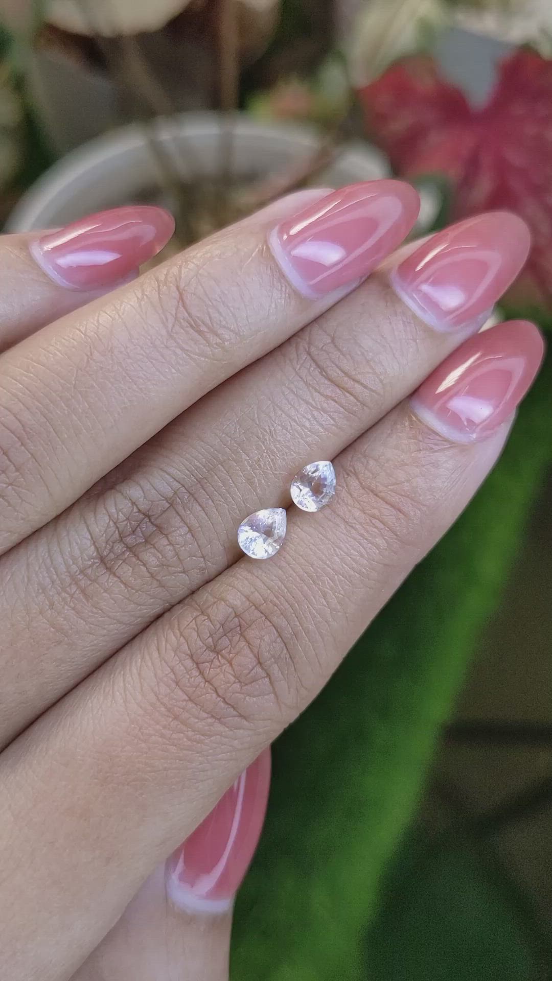 0.94&nbsp;Ct.Tw.Total Carat Weight Rainbow Moonstone Pair from Ceylon (Sri Lanka) Size Video