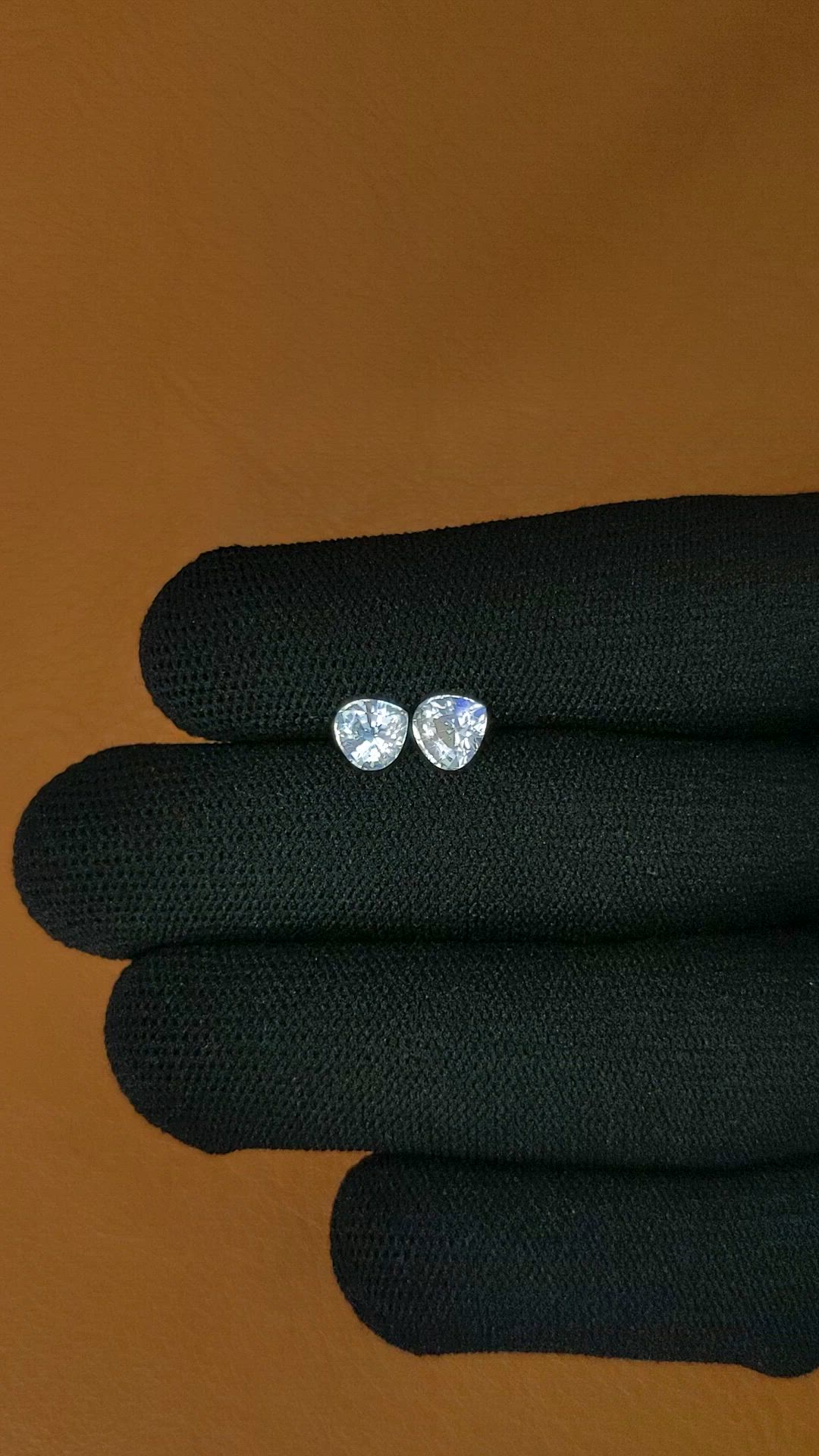 1.43&nbsp;Ct.Tw.Total Carat Weight Rainbow Moonstone Pair from Ceylon (Sri Lanka) Size Video