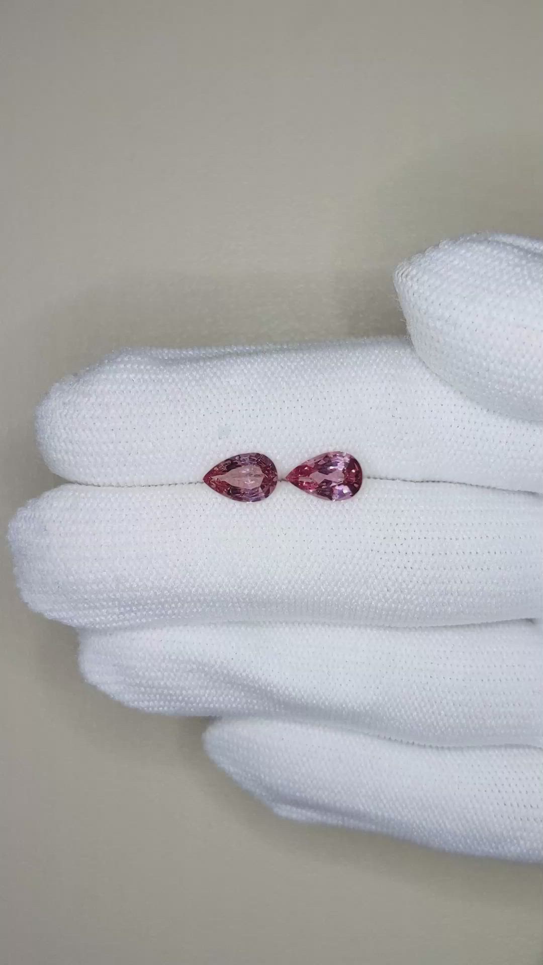 2.37&nbsp;Ct.Tw.Total Carat Weight Reddish Pink Spinel Pair from Burma (Myanmar) Size Video