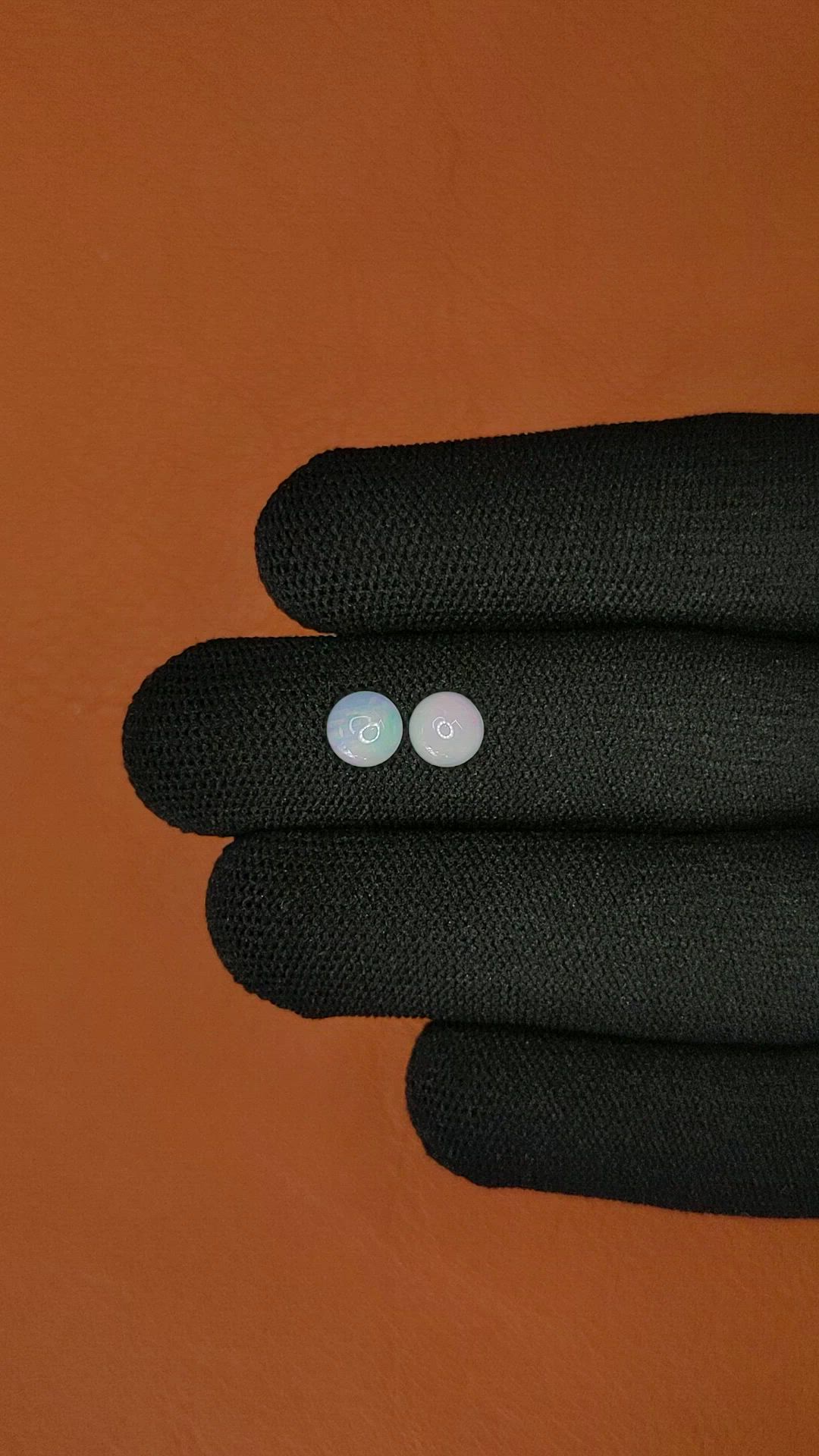 0.86&nbsp;Ct.Tw.Total Carat Weight Multi Color Cabochon Opal Pair from Australia Size Video