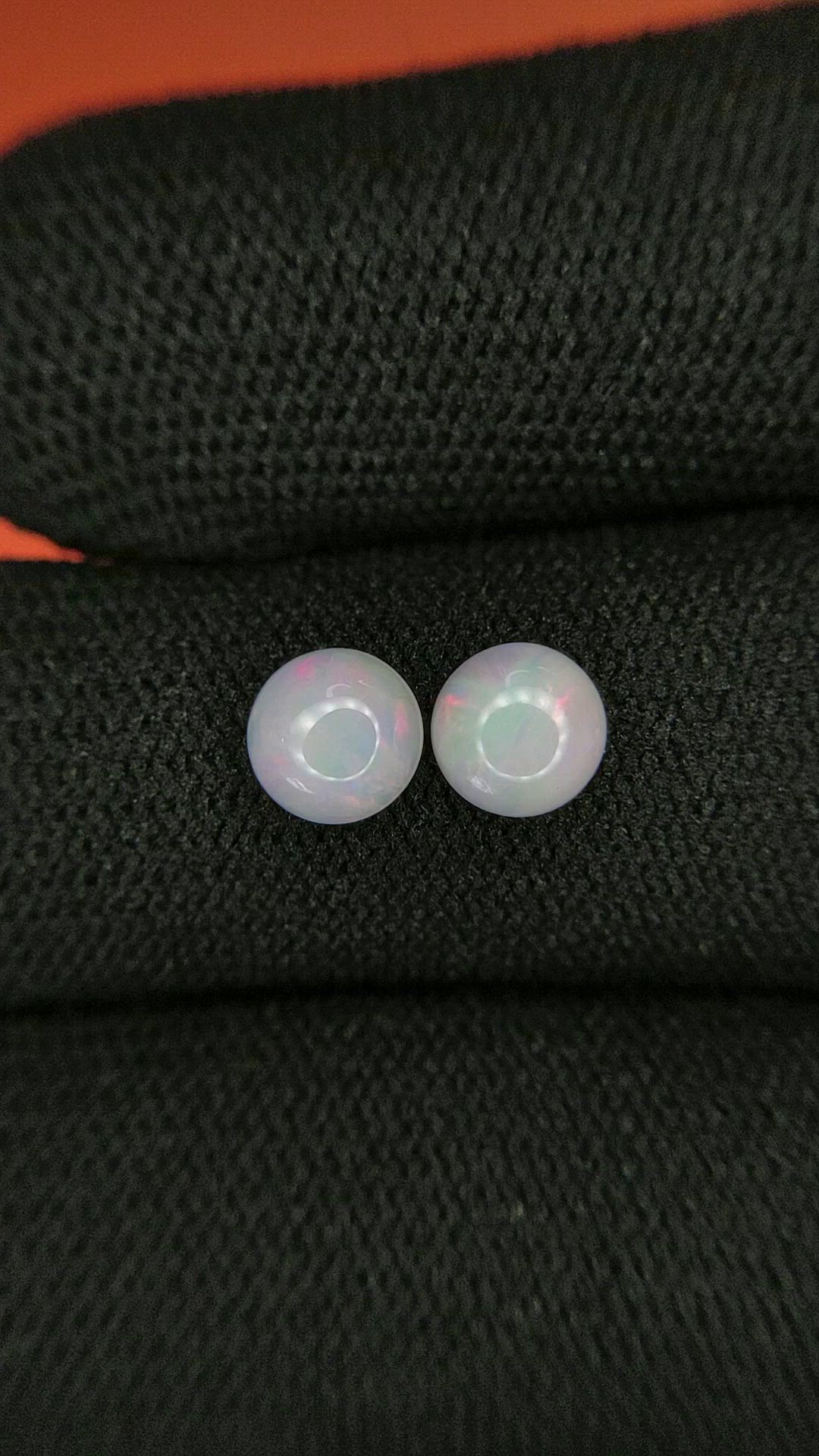 0.88&nbsp;Ct.Tw.Total Carat Weight Multi Color Cabochon Opal Pair from Australia Size Video