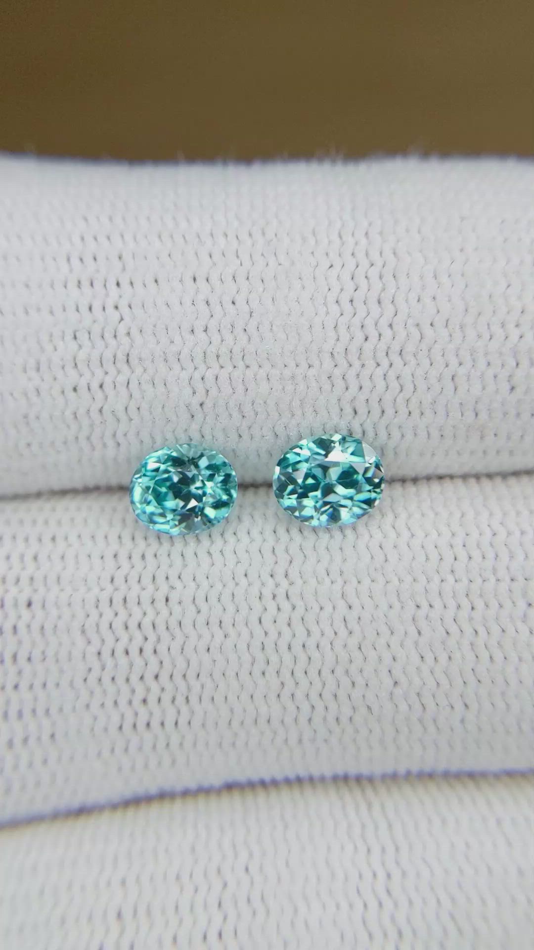 2.19&nbsp;Ct.Tw.Total Carat Weight Blue Zircon Pair from Cambodia Size Video