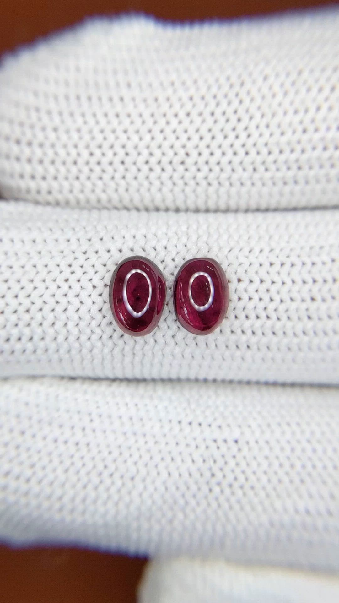 2.07 Ct.Tw.Total Carat Weight Pinkish Purple Cabochon Rhodolite Garnet Pair from Ceylon (Sri Lanka) Size Video