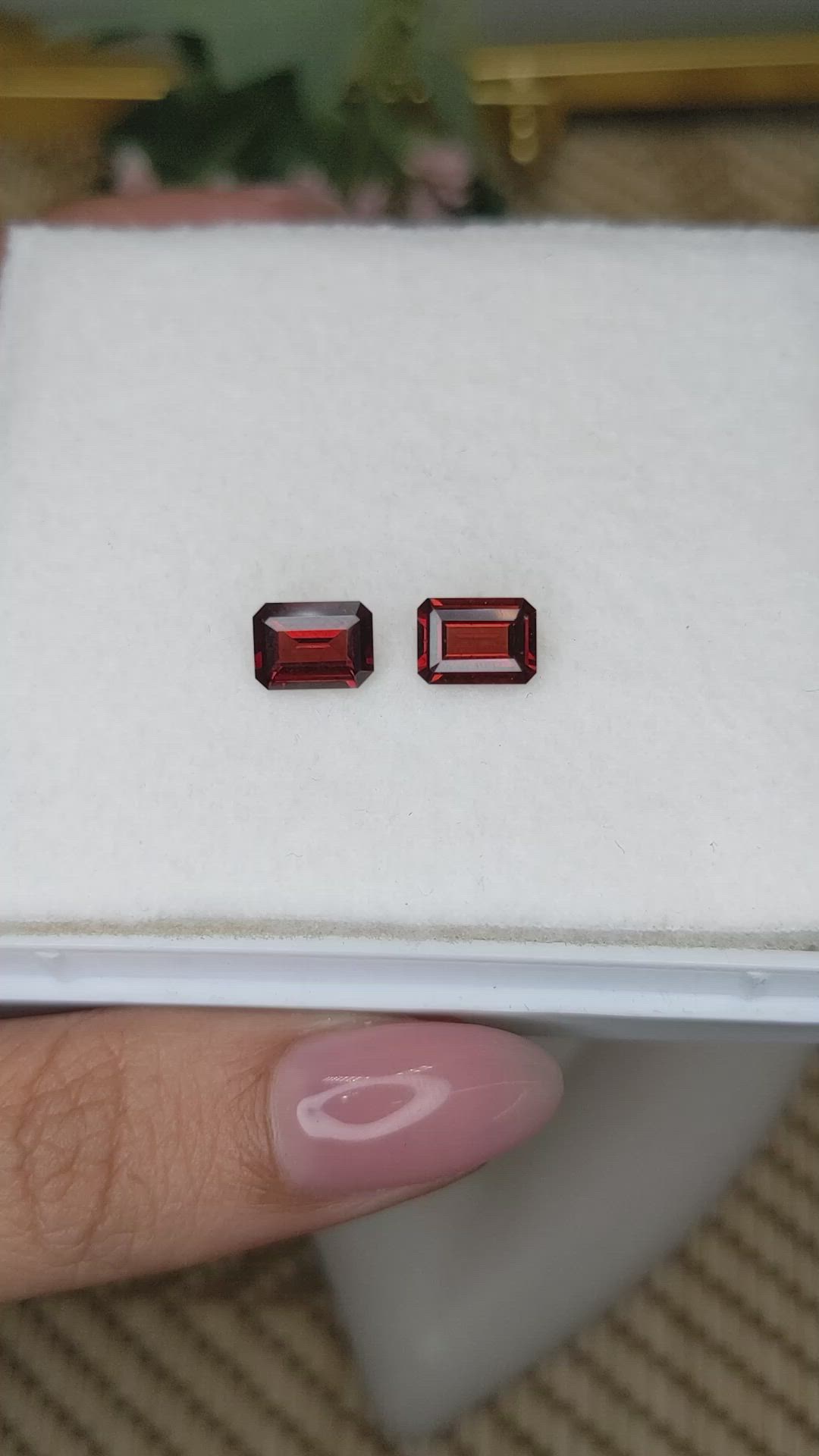 2.38&nbsp;Ct.Tw.Total Carat Weight Red Almandine Garnet Pair from Ceylon (Sri Lanka) Size Video