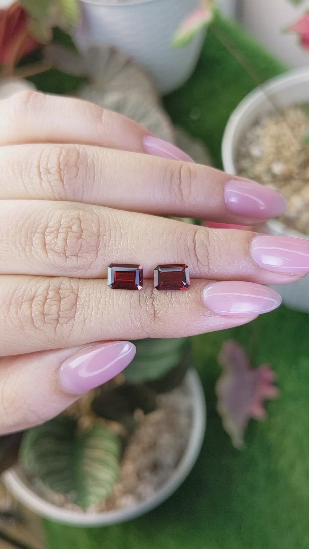 2.38&nbsp;Ct.Tw.Total Carat Weight Red Almandine Garnet Pair from Ceylon (Sri Lanka) Size Video