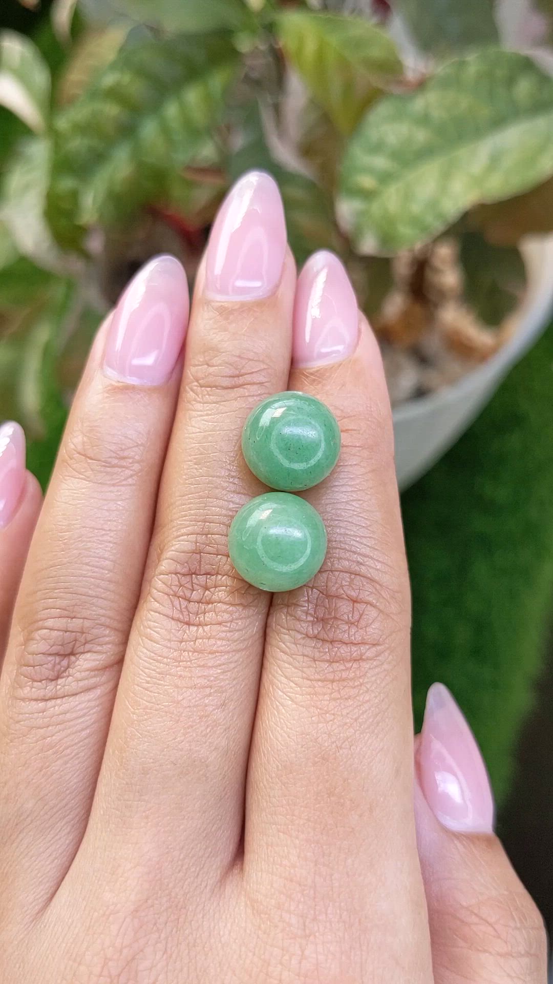 20.81&nbsp;Ct.Tw.Total Carat Weight Green Jade Pair from Burma (Myanmar) Size Video