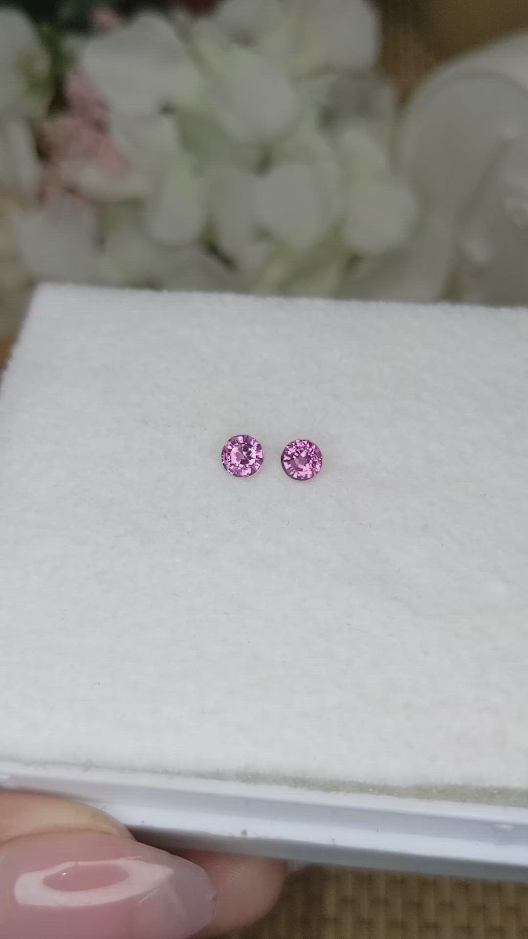 0.76&nbsp;Ct.Tw.Total Carat Weight Pinkish Purple Rhodolite Garnet Pair from Ceylon (Sri Lanka) Size Video