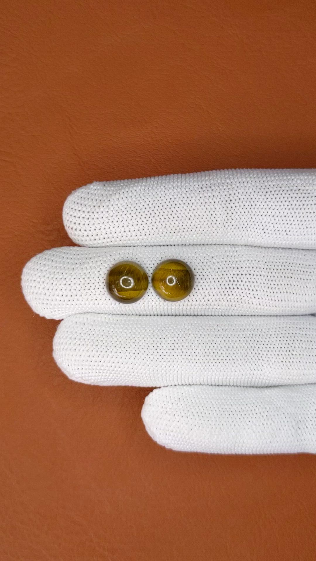 8.44&nbsp;Ct.Tw.Total Carat Weight Cabochon Tiger's Eye Pair from Ceylon (Sri Lanka) Size Video