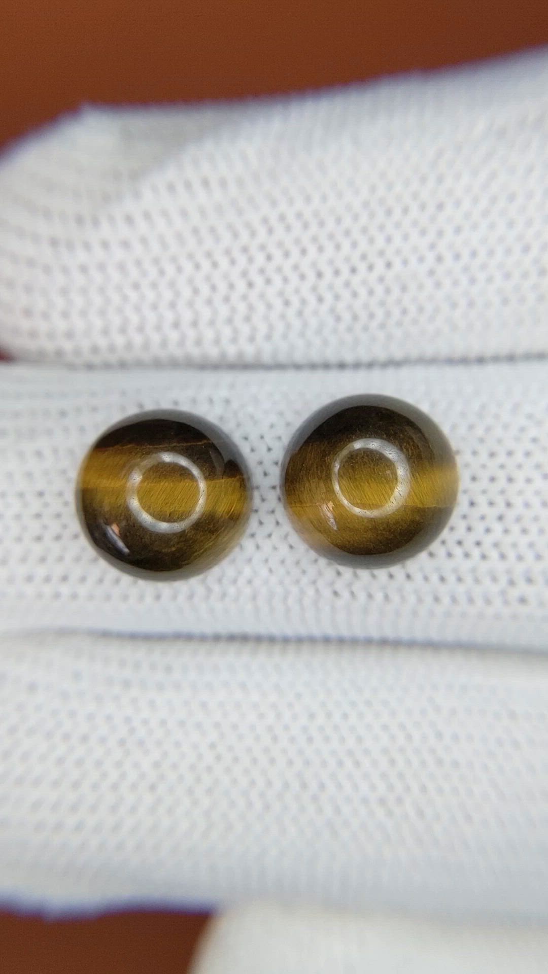 8.76&nbsp;Ct.Tw.Total Carat Weight Cabochon Tiger's Eye Pair from Ceylon (Sri Lanka) Size Video