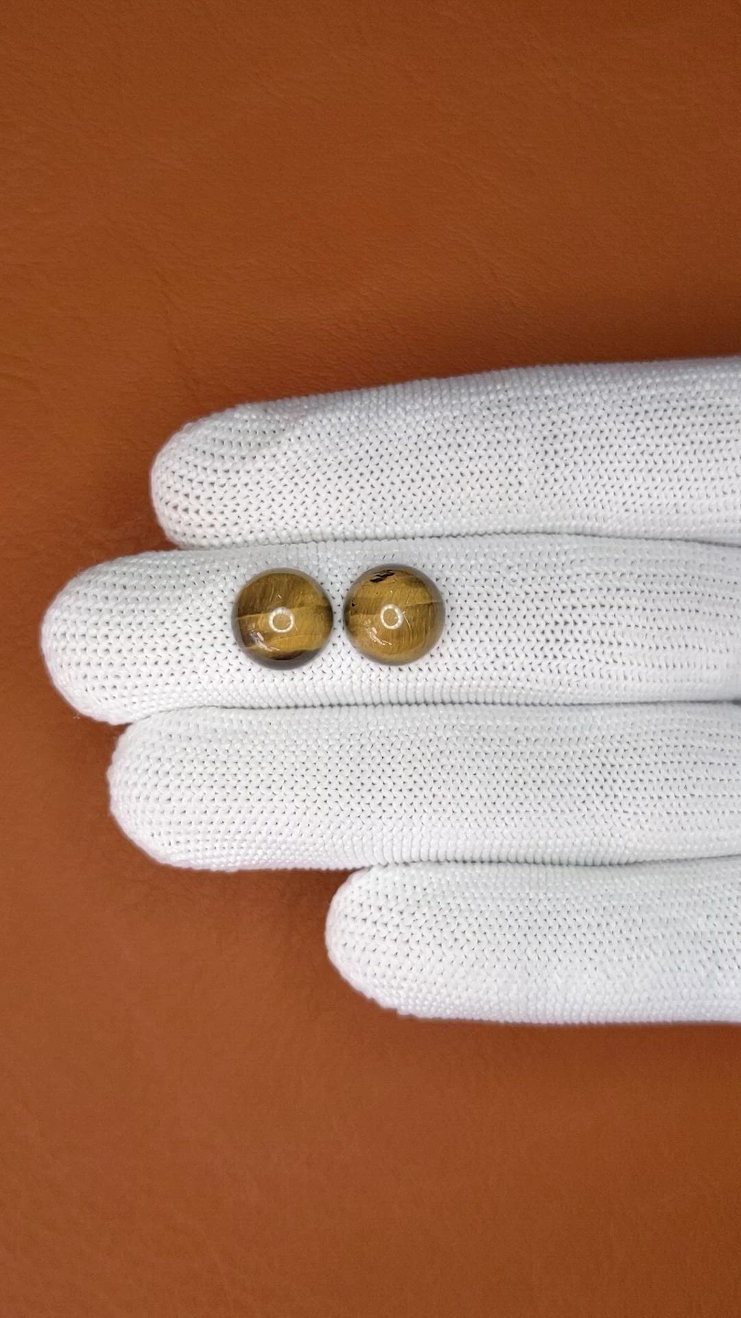 8.68&nbsp;Ct.Tw.Total Carat Weight Cabochon Tiger's Eye Pair from Ceylon (Sri Lanka) Size Video