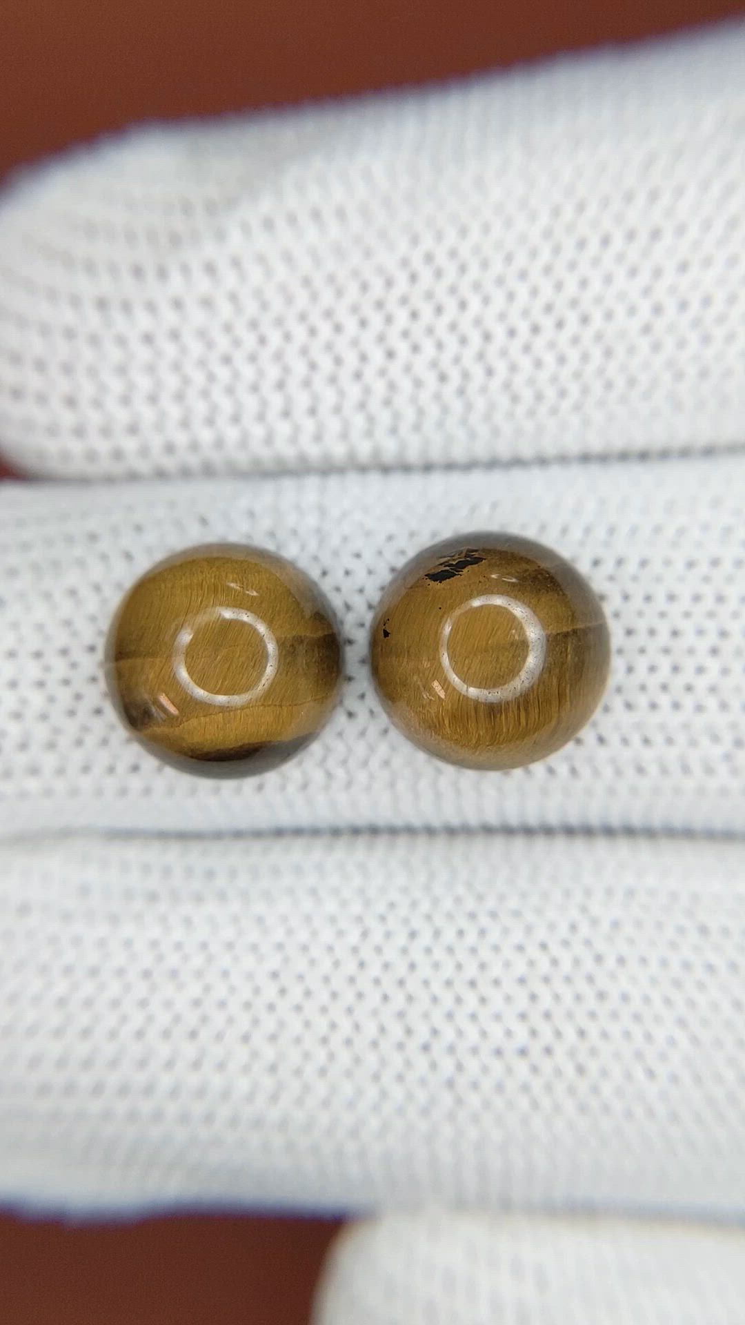 8.68&nbsp;Ct.Tw.Total Carat Weight Cabochon Tiger's Eye Pair from Ceylon (Sri Lanka) Size Video