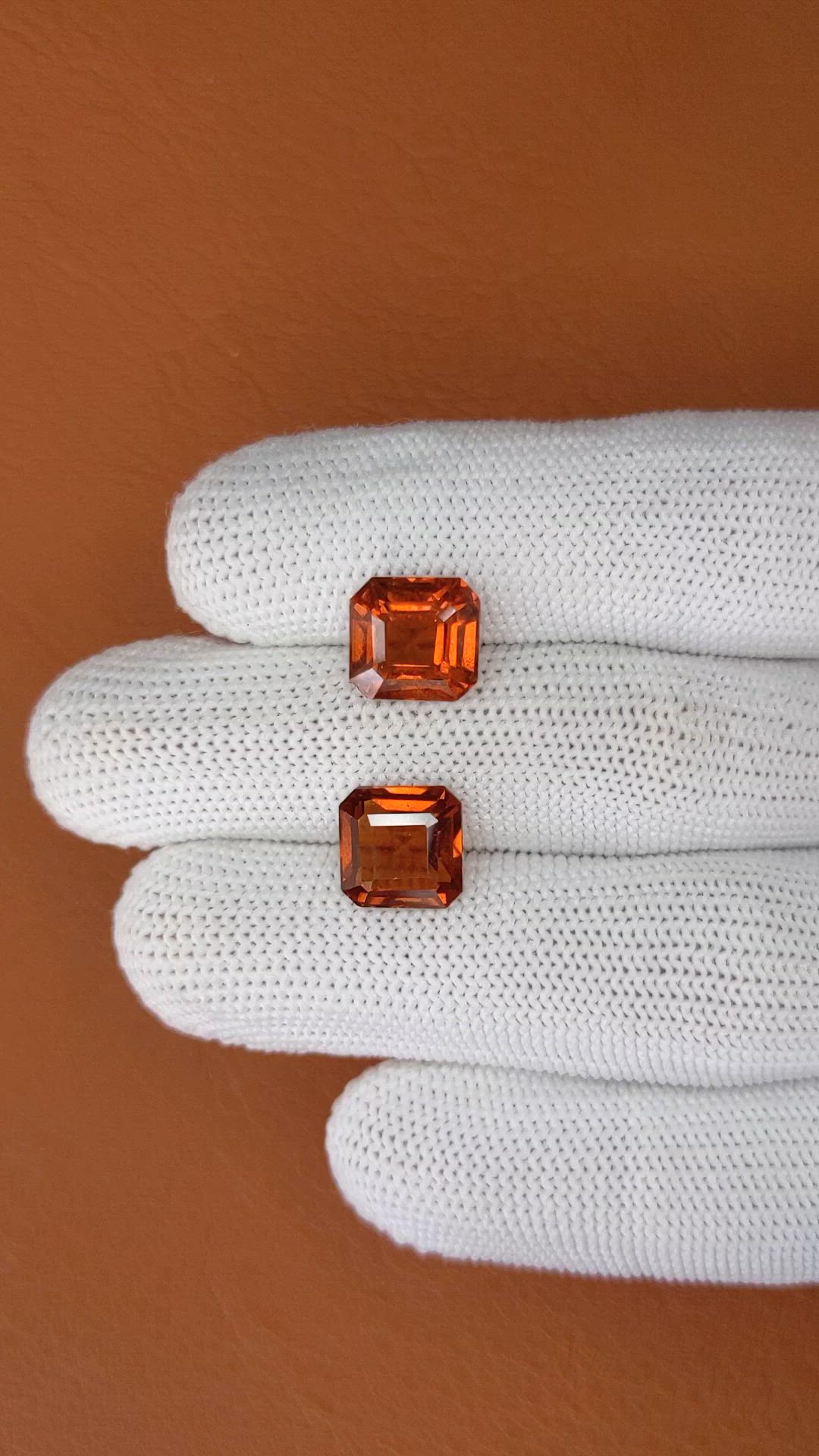 10.10&nbsp;Ct.Tw.Total Carat Weight Orange Hessonite Garnet Pair from Madagascar Size Video