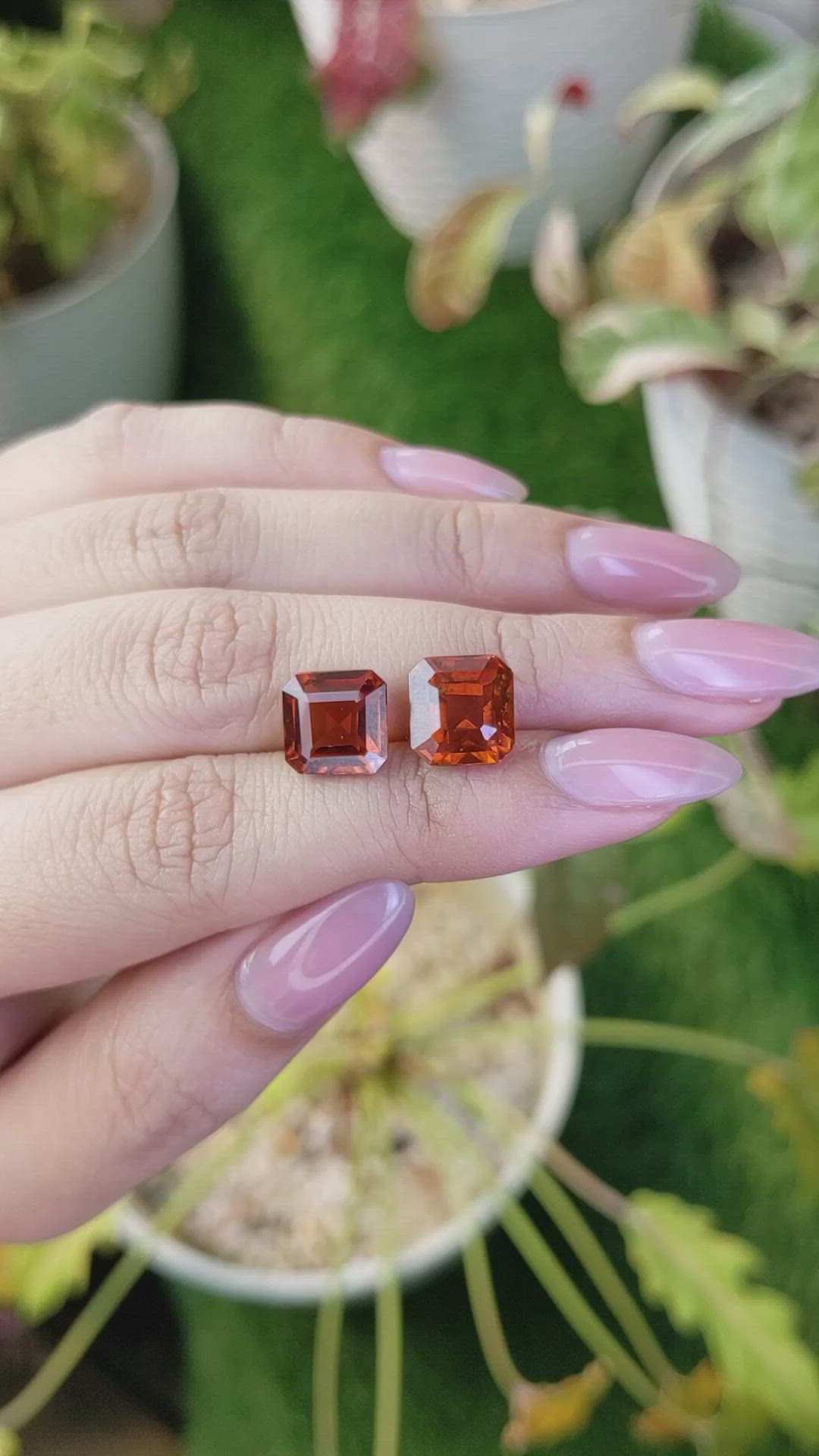 10.10&nbsp;Ct.Tw.Total Carat Weight Orange Hessonite Garnet Pair from Madagascar Size Video