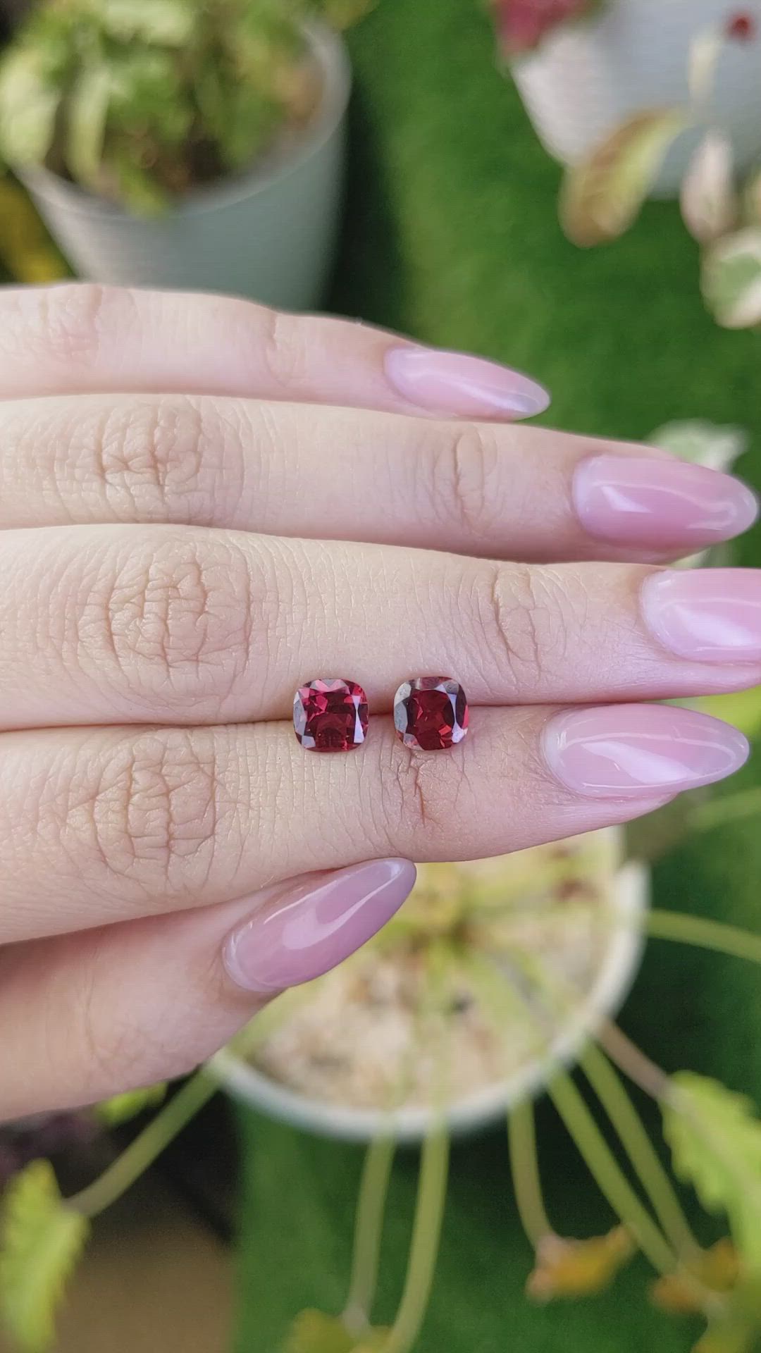 2.08&nbsp;Ct.Tw.Total Carat Weight Red Garnet Pair from Ceylon (Sri Lanka) Size Video