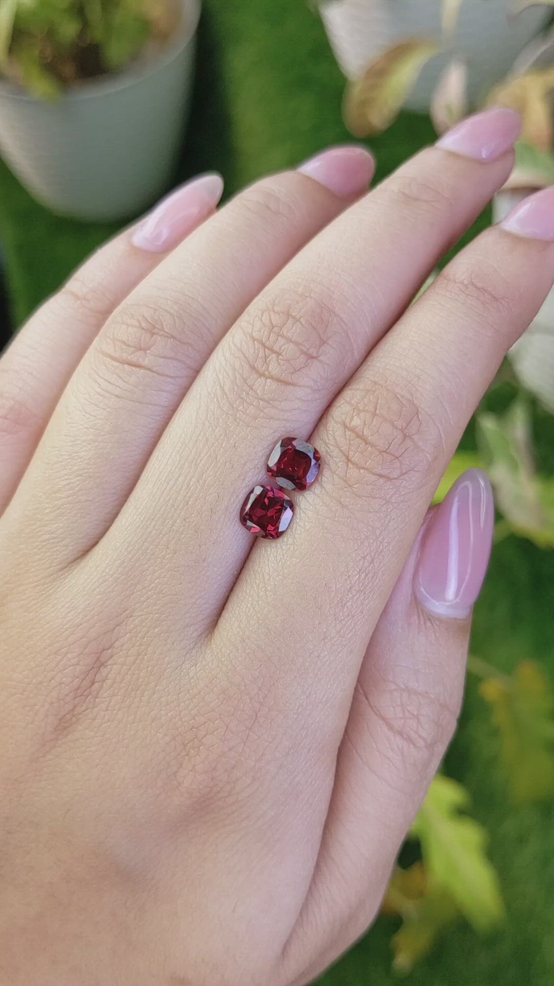 2.08&nbsp;Ct.Tw.Total Carat Weight Red Garnet Pair from Ceylon (Sri Lanka) Size Video
