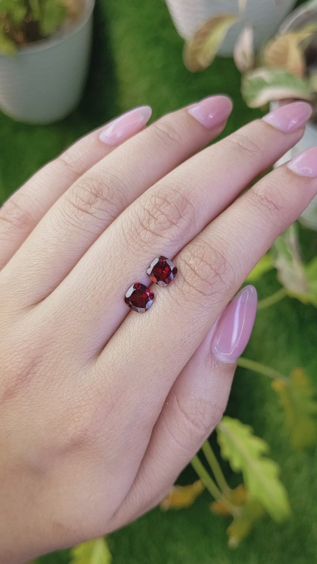2.19&nbsp;Ct.Tw.Total Carat Weight Red Garnet Pair from Ceylon (Sri Lanka) Size Video