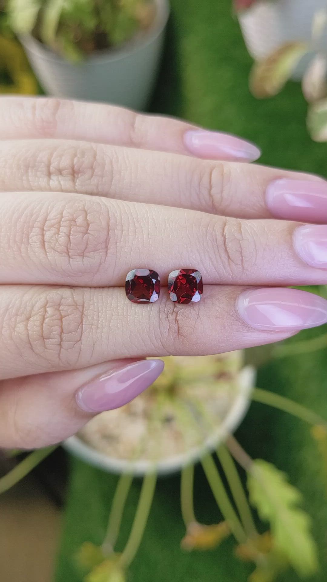 2.19&nbsp;Ct.Tw.Total Carat Weight Red Garnet Pair from Ceylon (Sri Lanka) Size Video