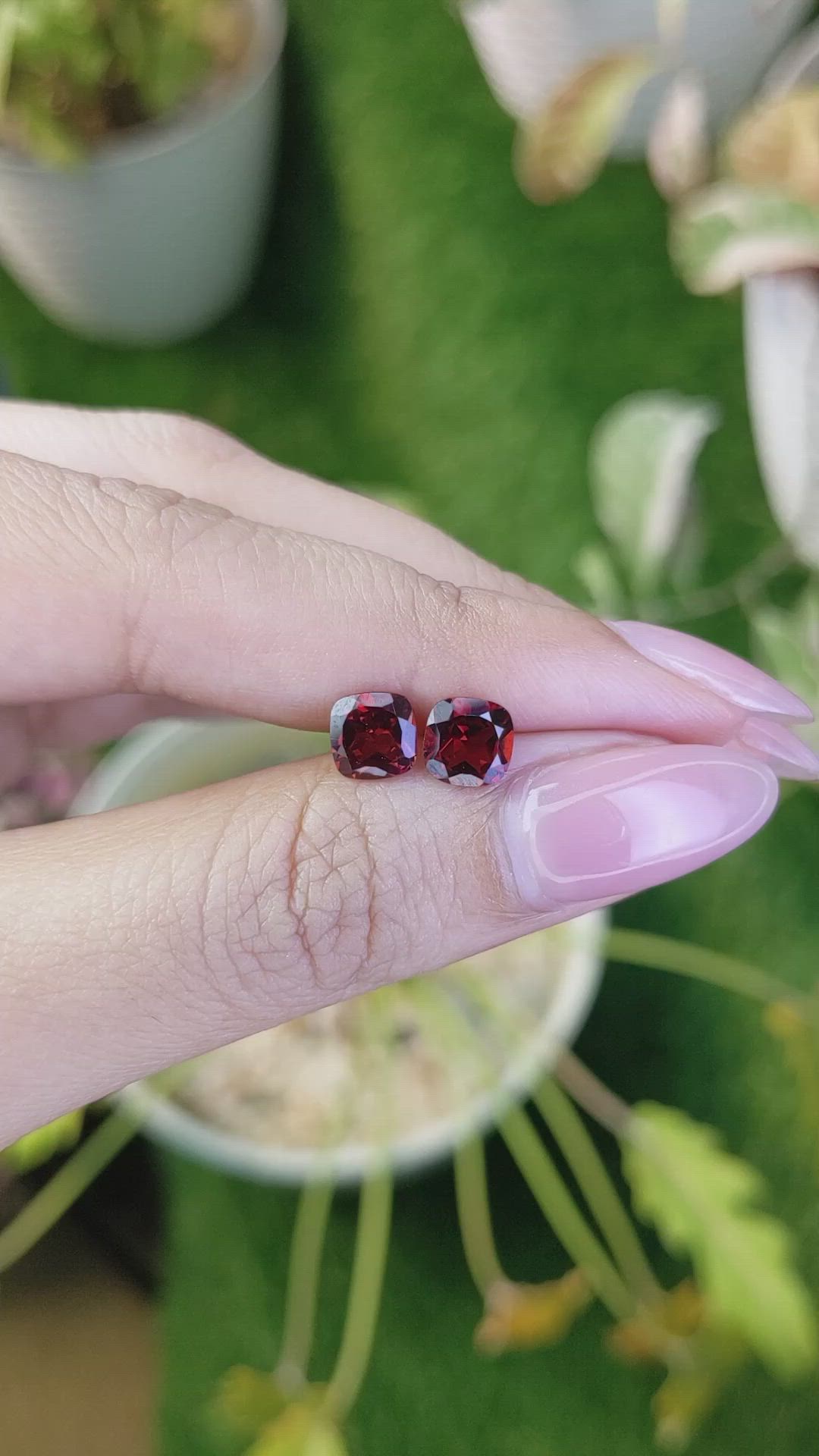 2.19&nbsp;Ct.Tw.Total Carat Weight Red Garnet Pair from Ceylon (Sri Lanka) Size Video