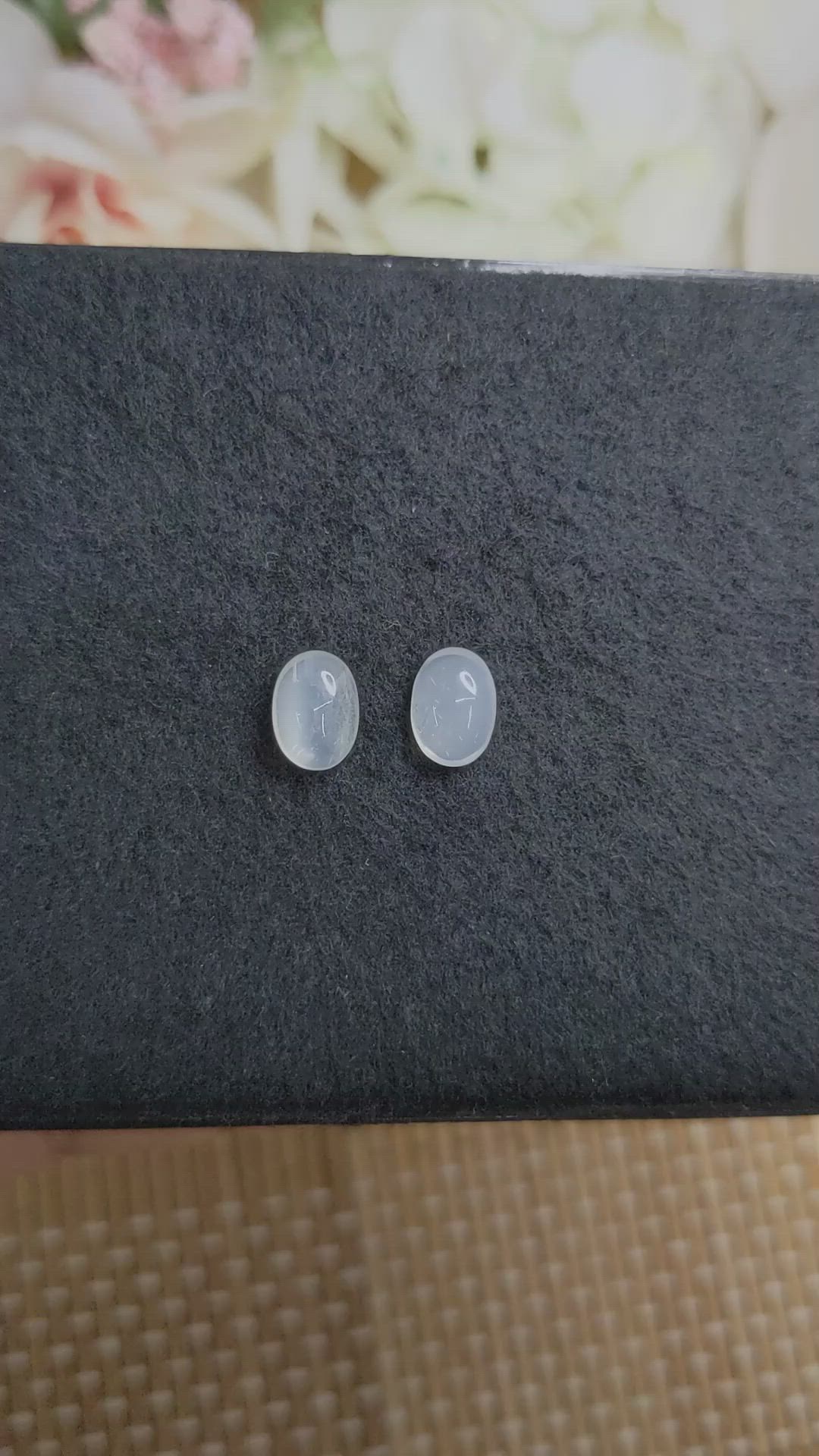 3.19&nbsp;Ct.Tw.Total Carat Weight White Cabochon Moonstone Pair from Ceylon (Sri Lanka) Size Video